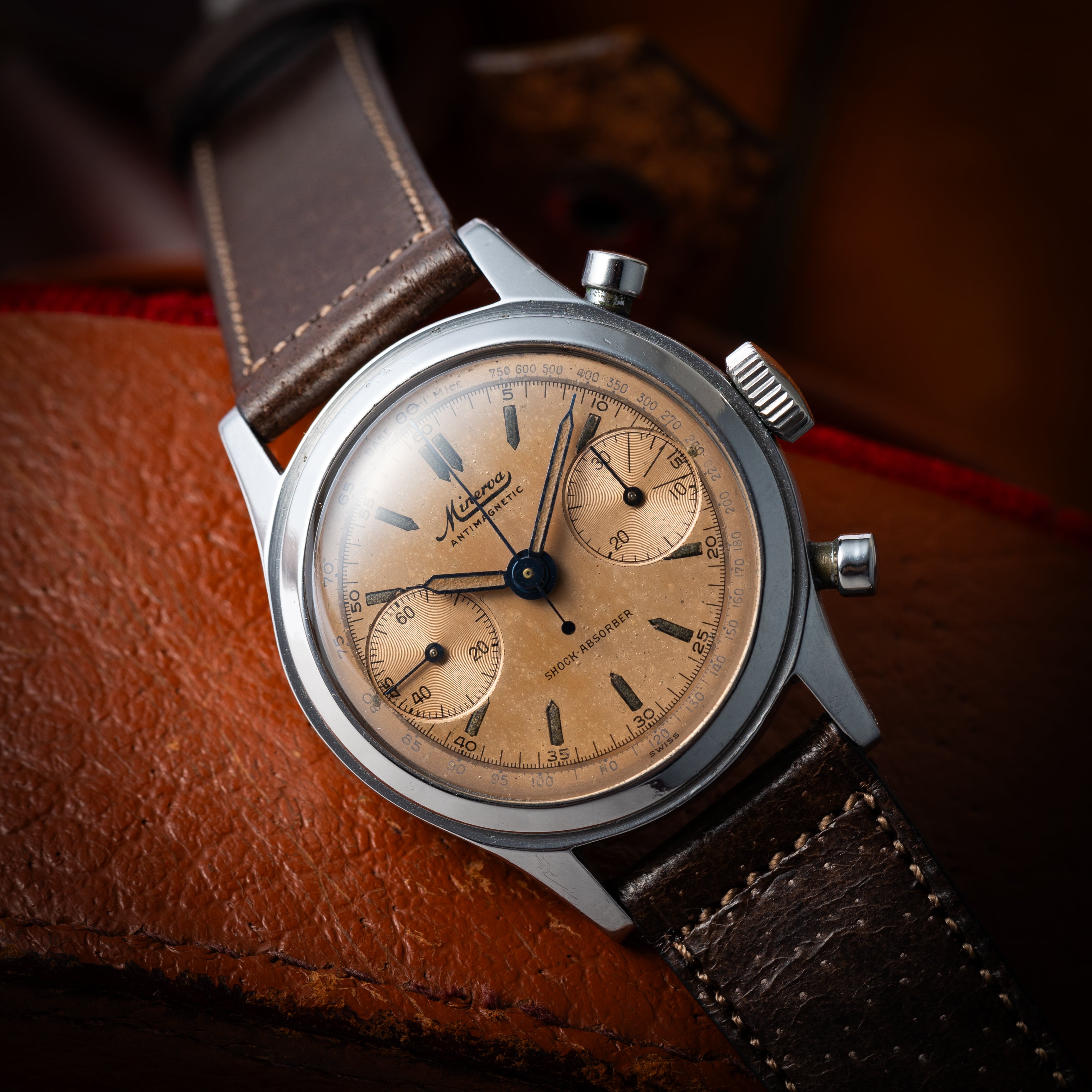 ミネルバ 2レジスタークロノグラフ Cal.20CH サーモンピンクダイヤル 1950年代製