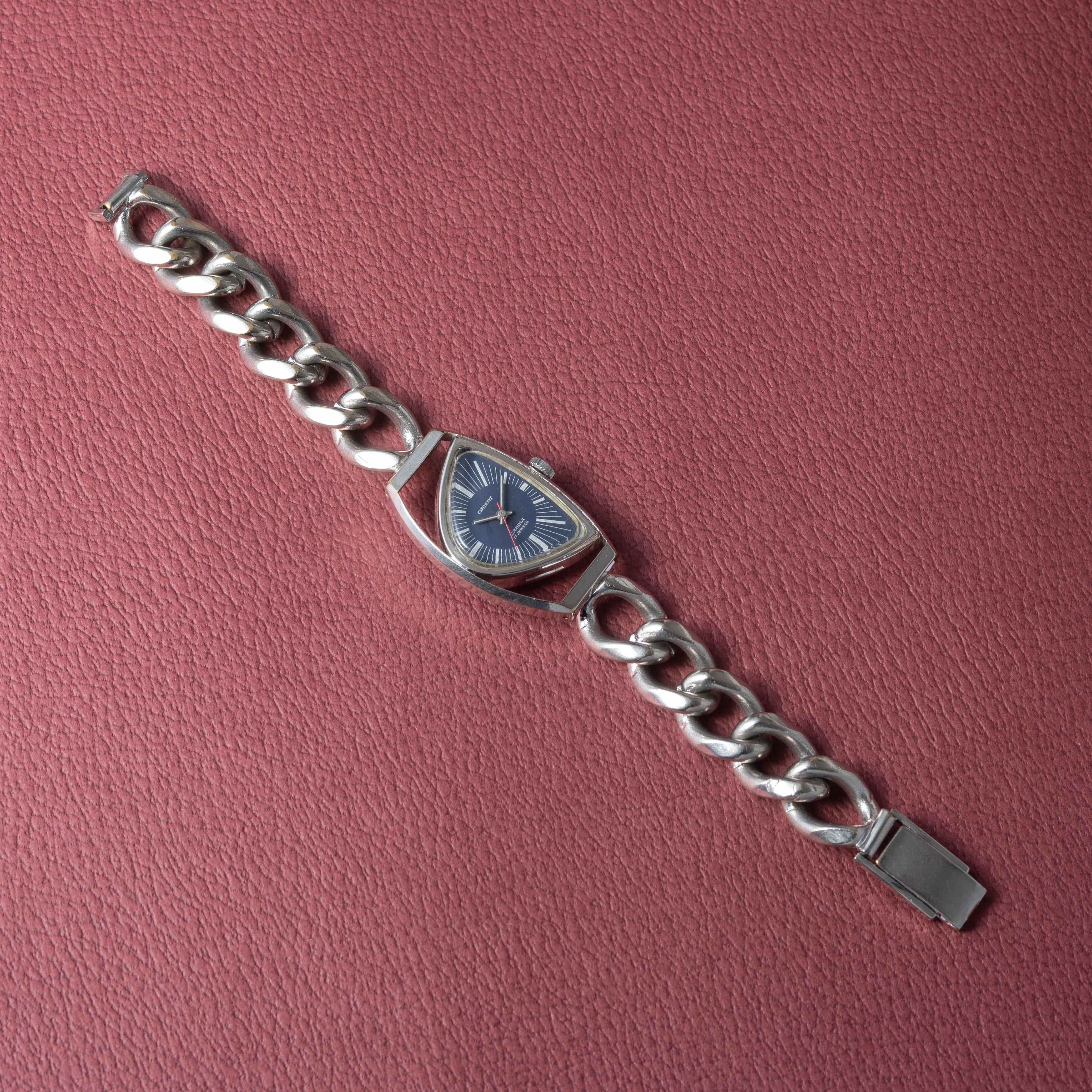 オリエント カリーナ ボーイズサイズ 三角時計 ベンチュラタイプ 手巻き 1960年代製