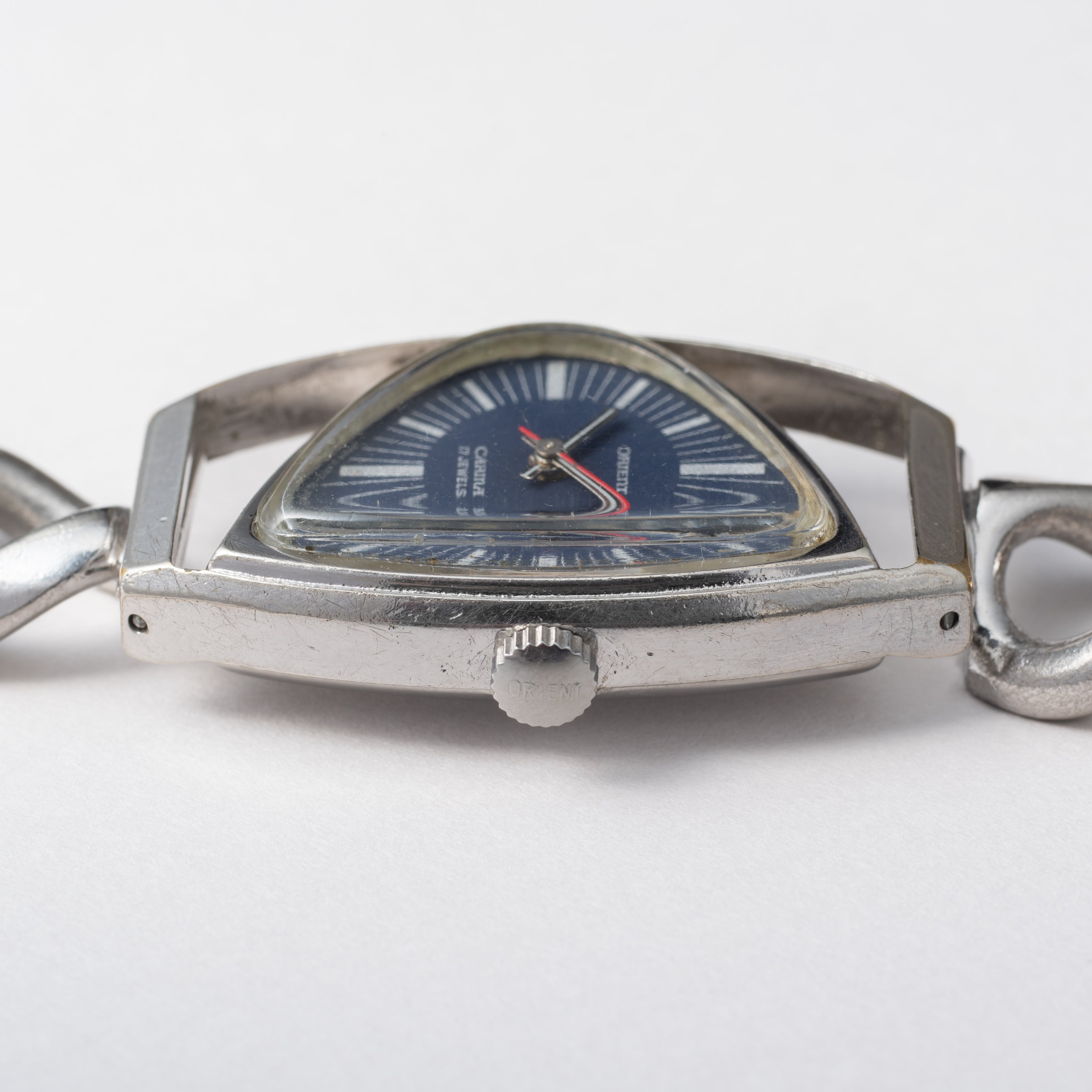 オリエント カリーナ ボーイズサイズ 三角時計 ベンチュラタイプ 手巻き 1960年代製