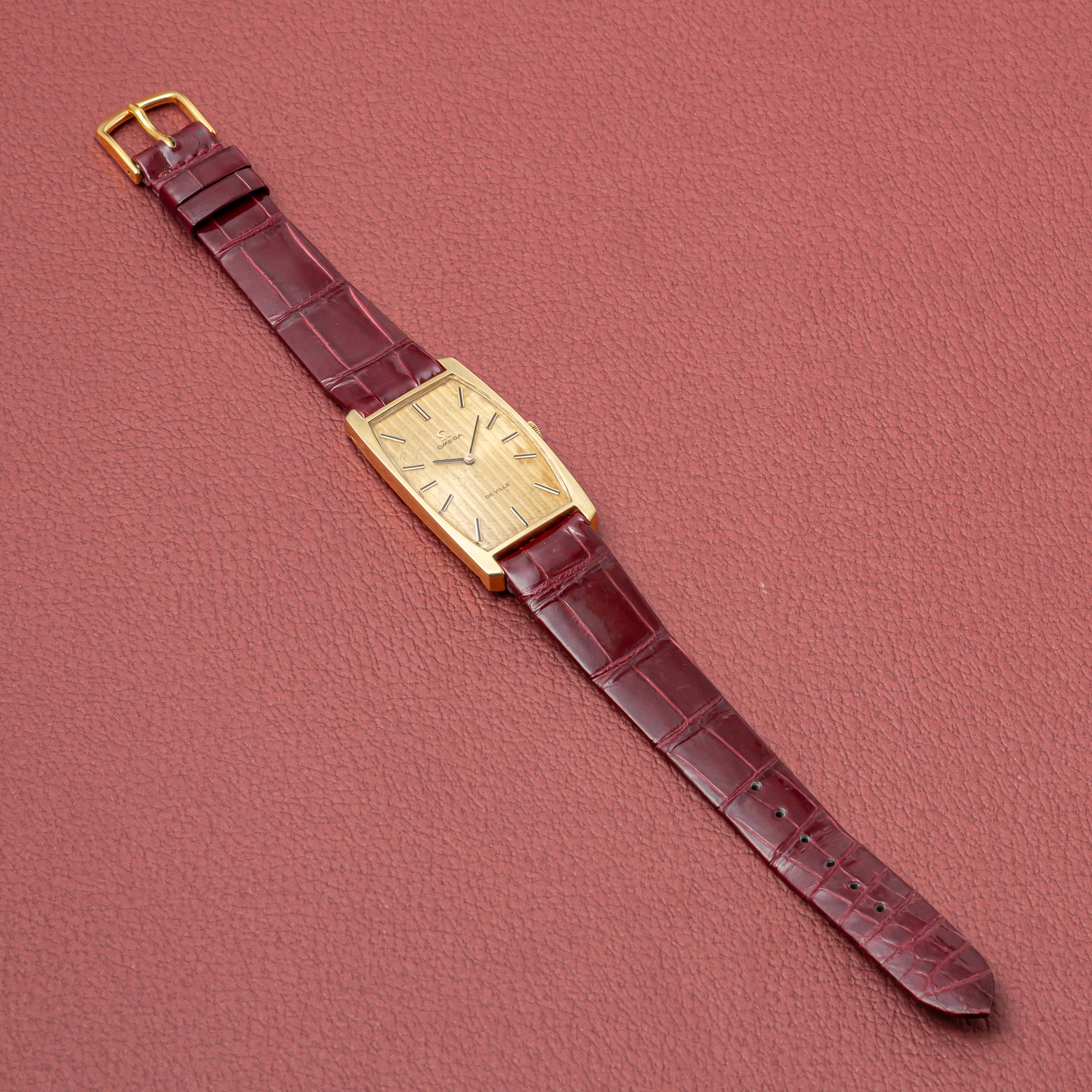 オメガ デ・ヴィル レクタンギュラー 18金無垢 1975年製