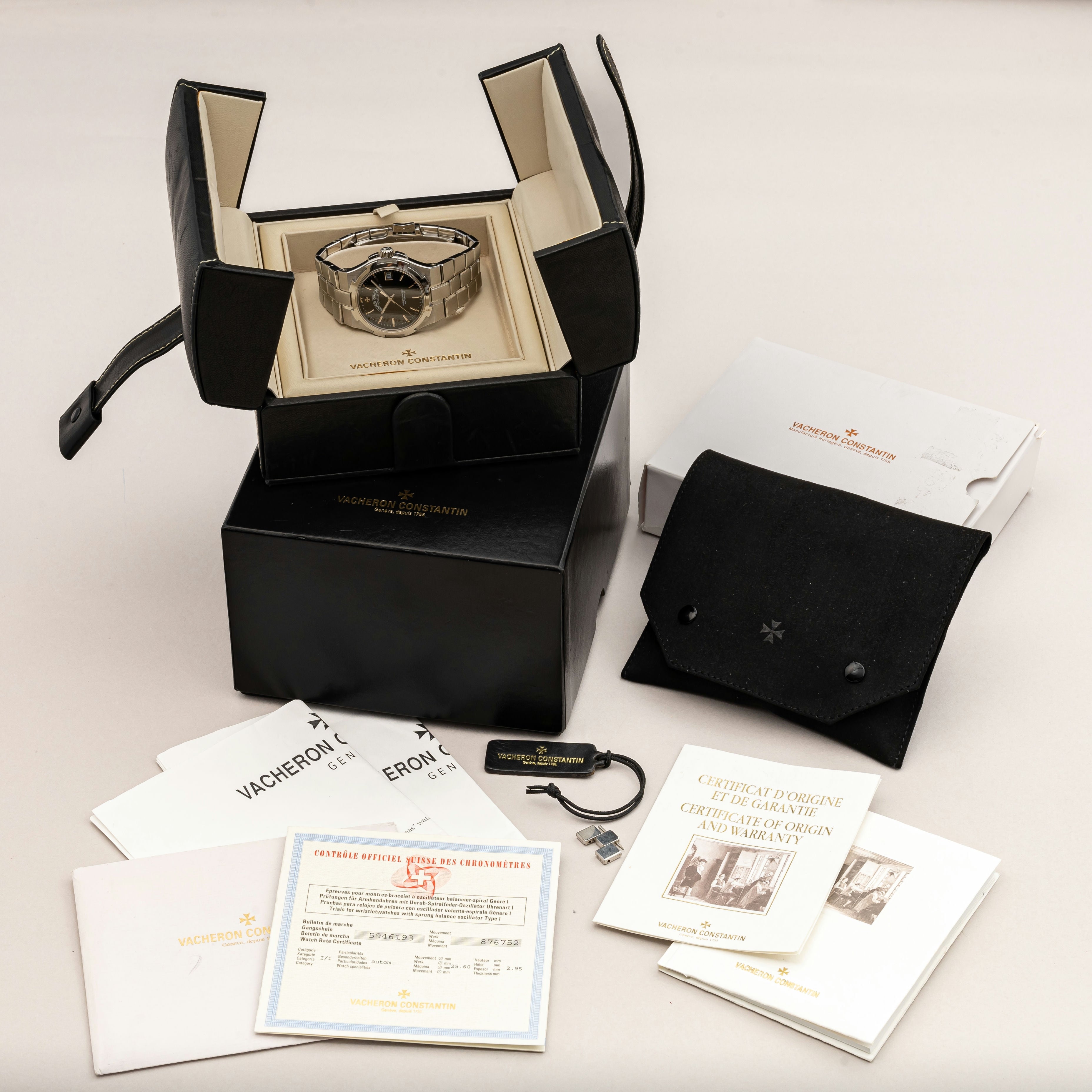 ヴァシュロン・コンスタンタン オーヴァーシーズ 37mm 1999年製 箱、ギャラ付き