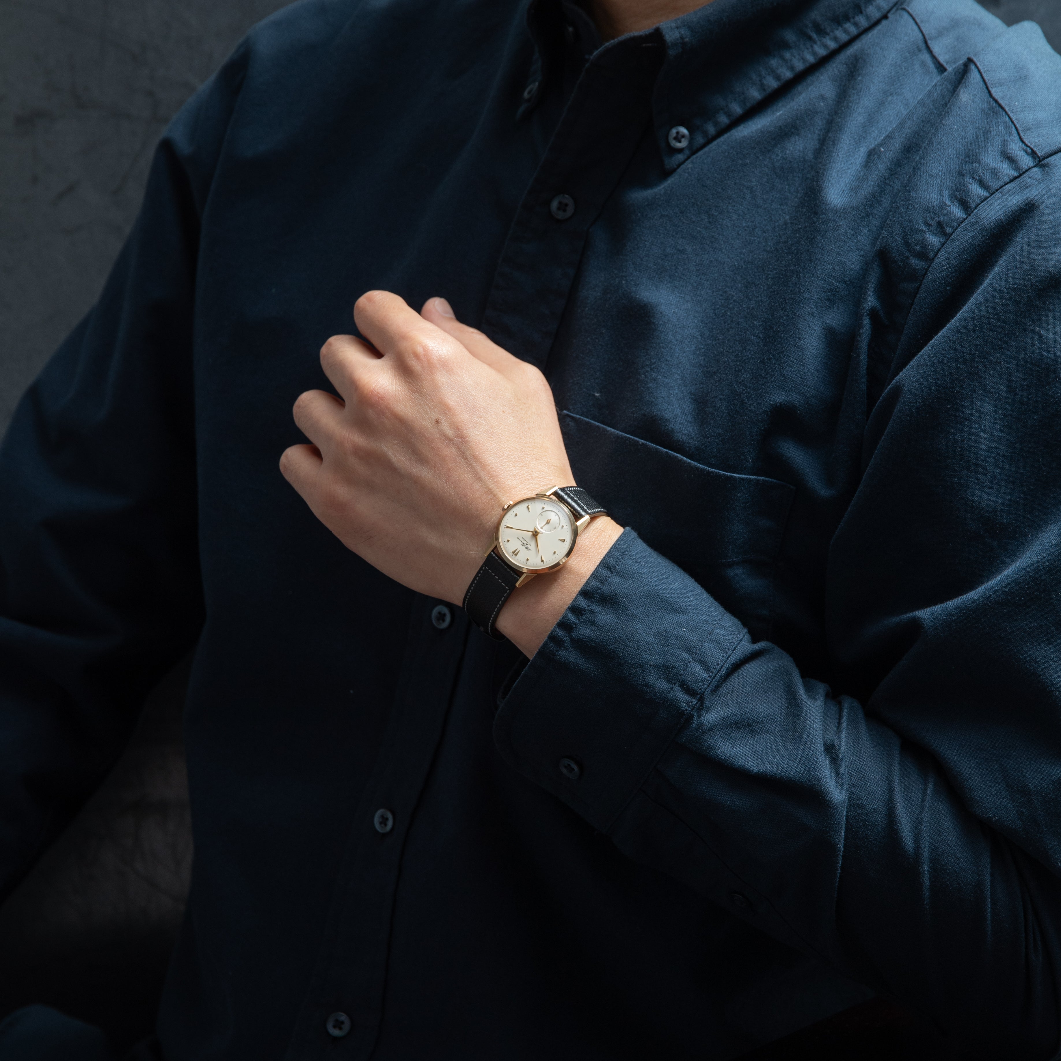 J.W.ベンソン 9金無垢 ラウンドケース スモールセコンド 手巻き 1950年代製 箱付き