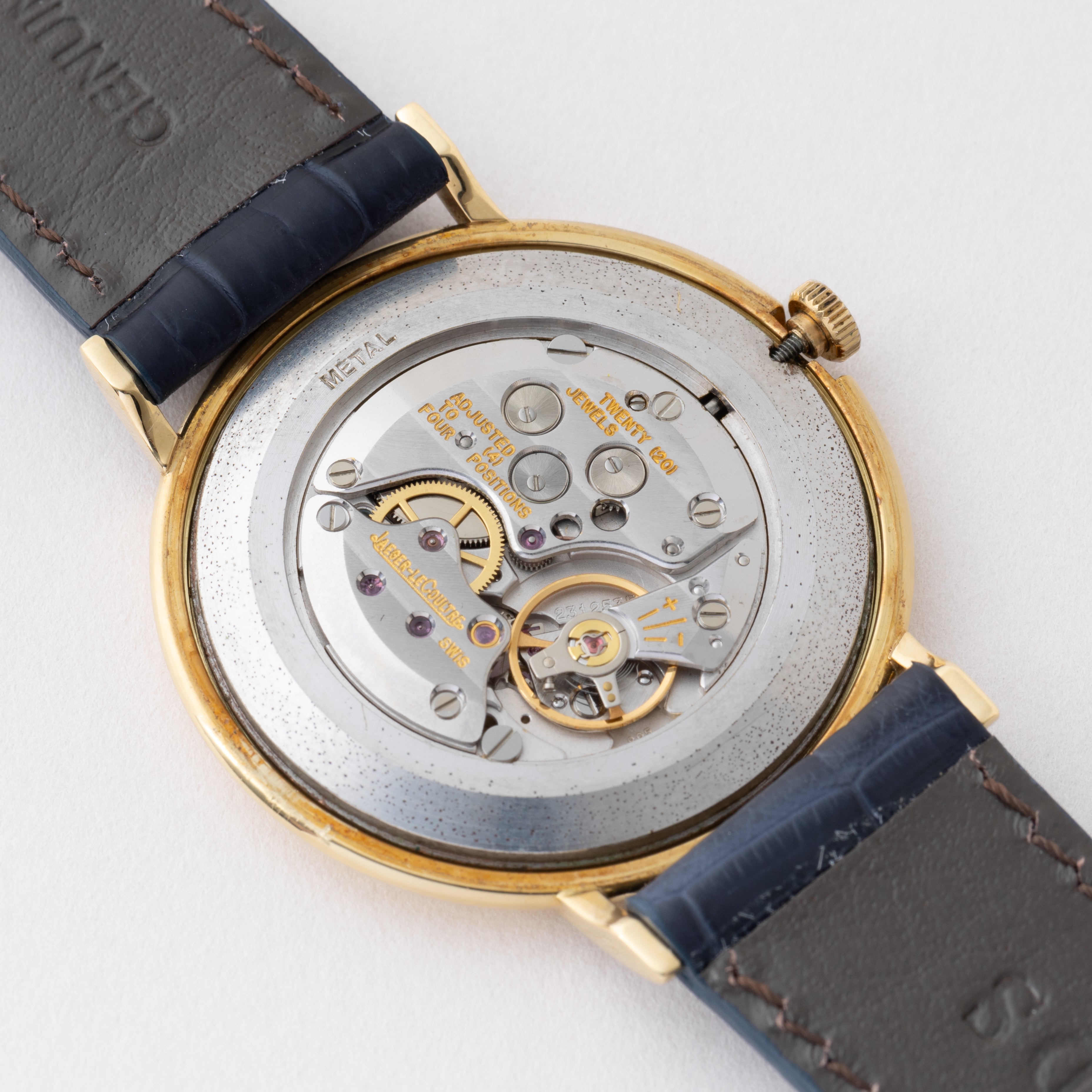 ジャガールクルト ラウンドケース 1970年代製 18金無垢 ローマンダイヤル Ref.9220-21