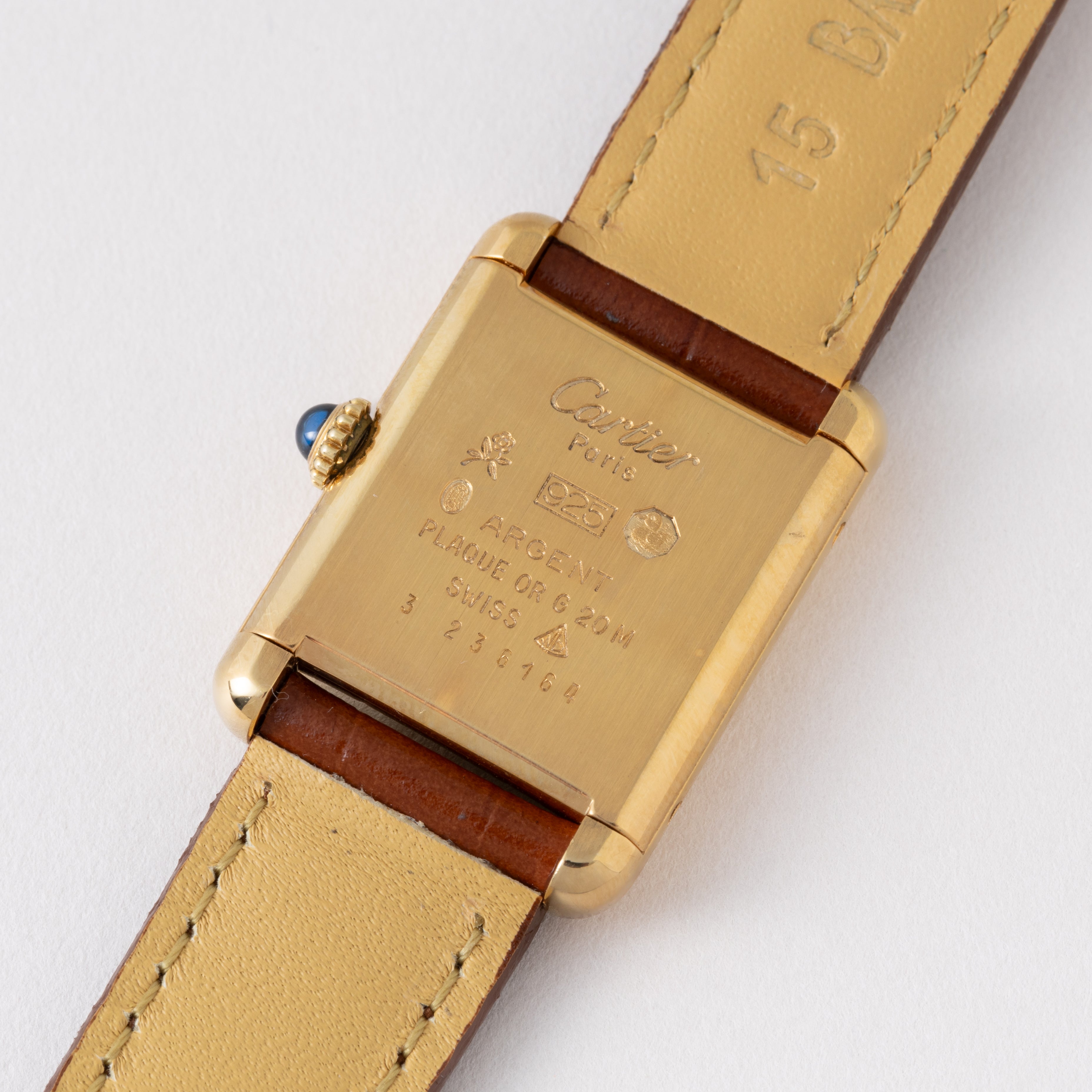 カルティエ マストタンク SMサイズ 1980年代 アイボリーローマンダイヤル 純正尾錠付き