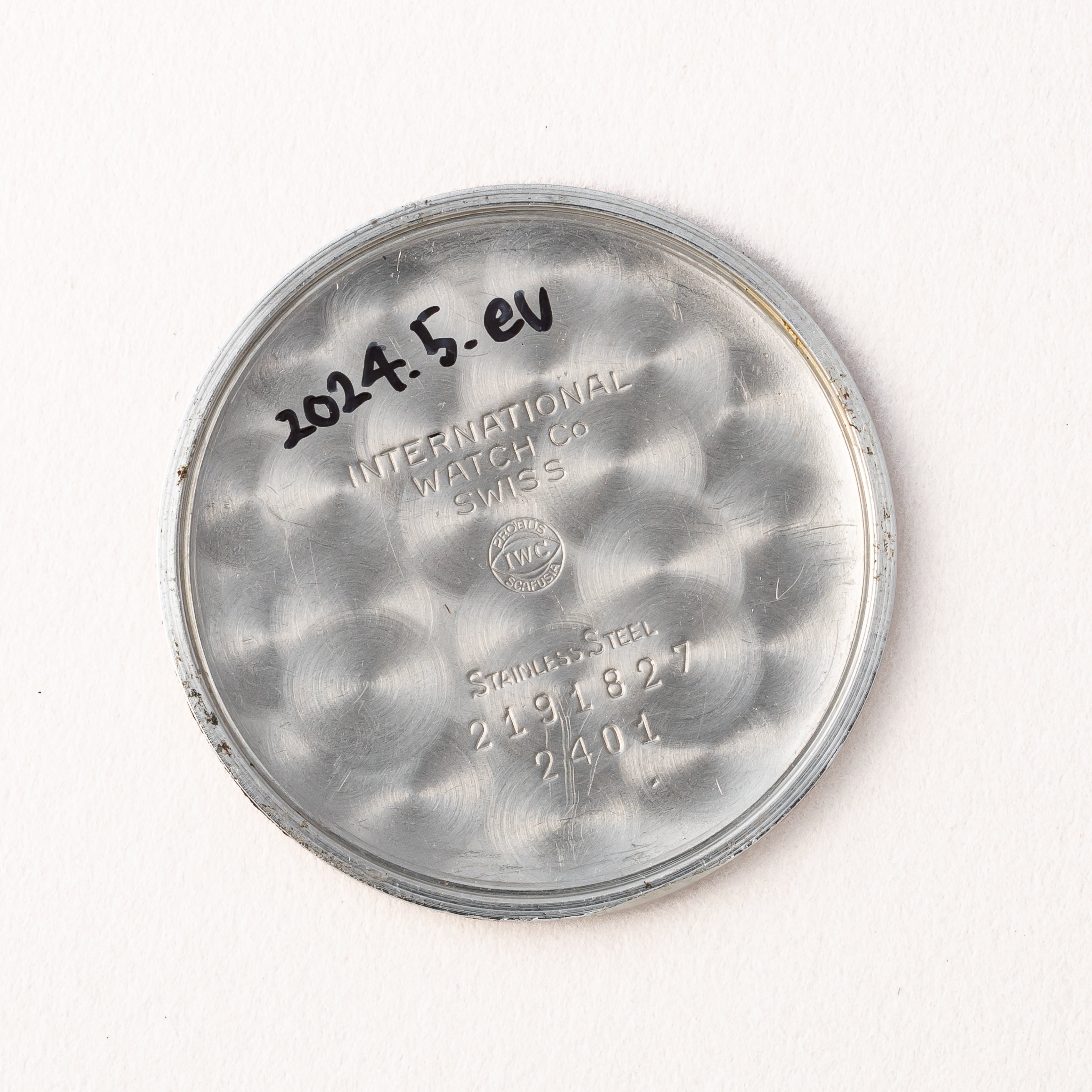 IWC ラウンドケース 1973年製 Ref.2401 国際サービス保証書付き Cal.403
