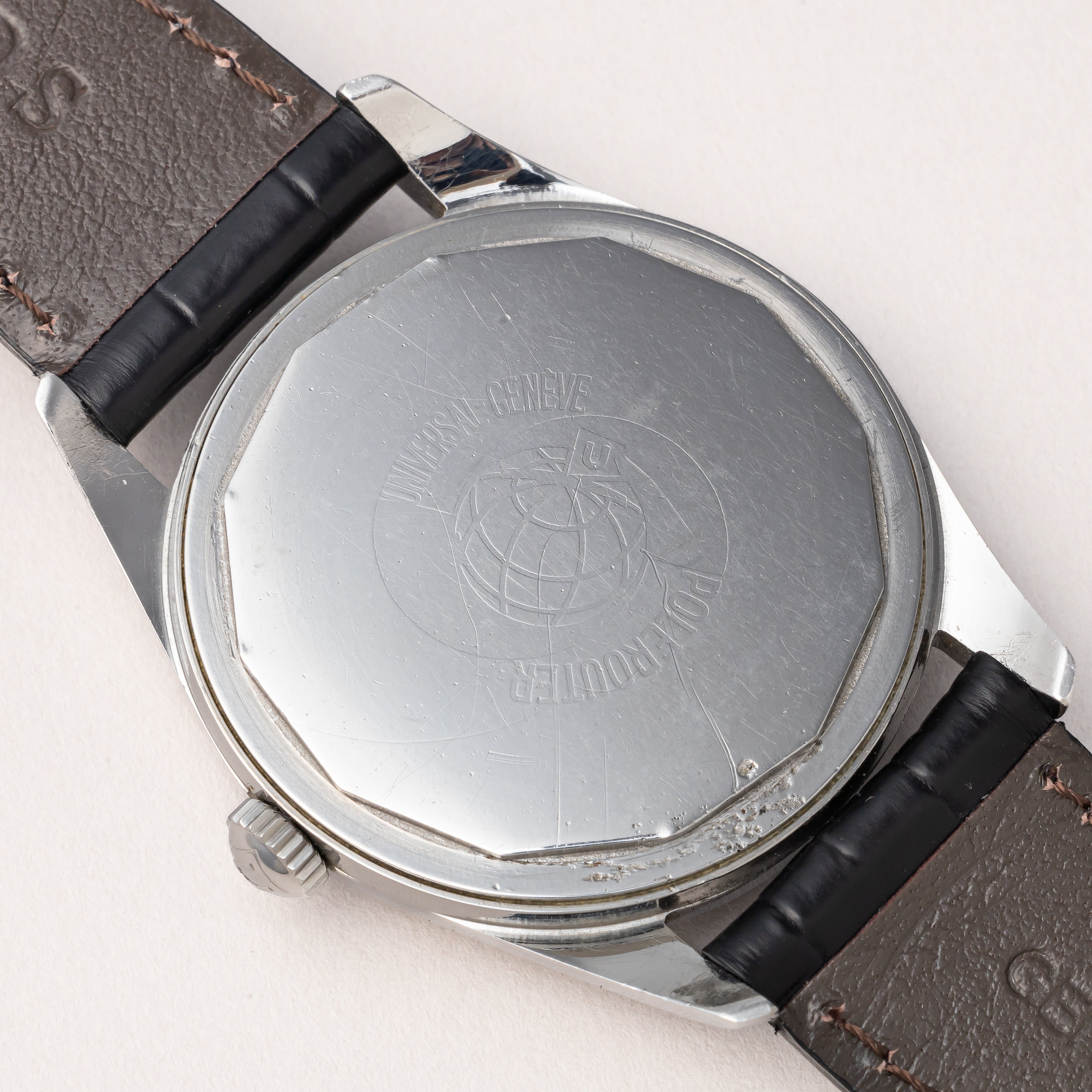 ユニバーサル ジュネーブ ポールルーターデイト 1960年代製 純正尾錠付き