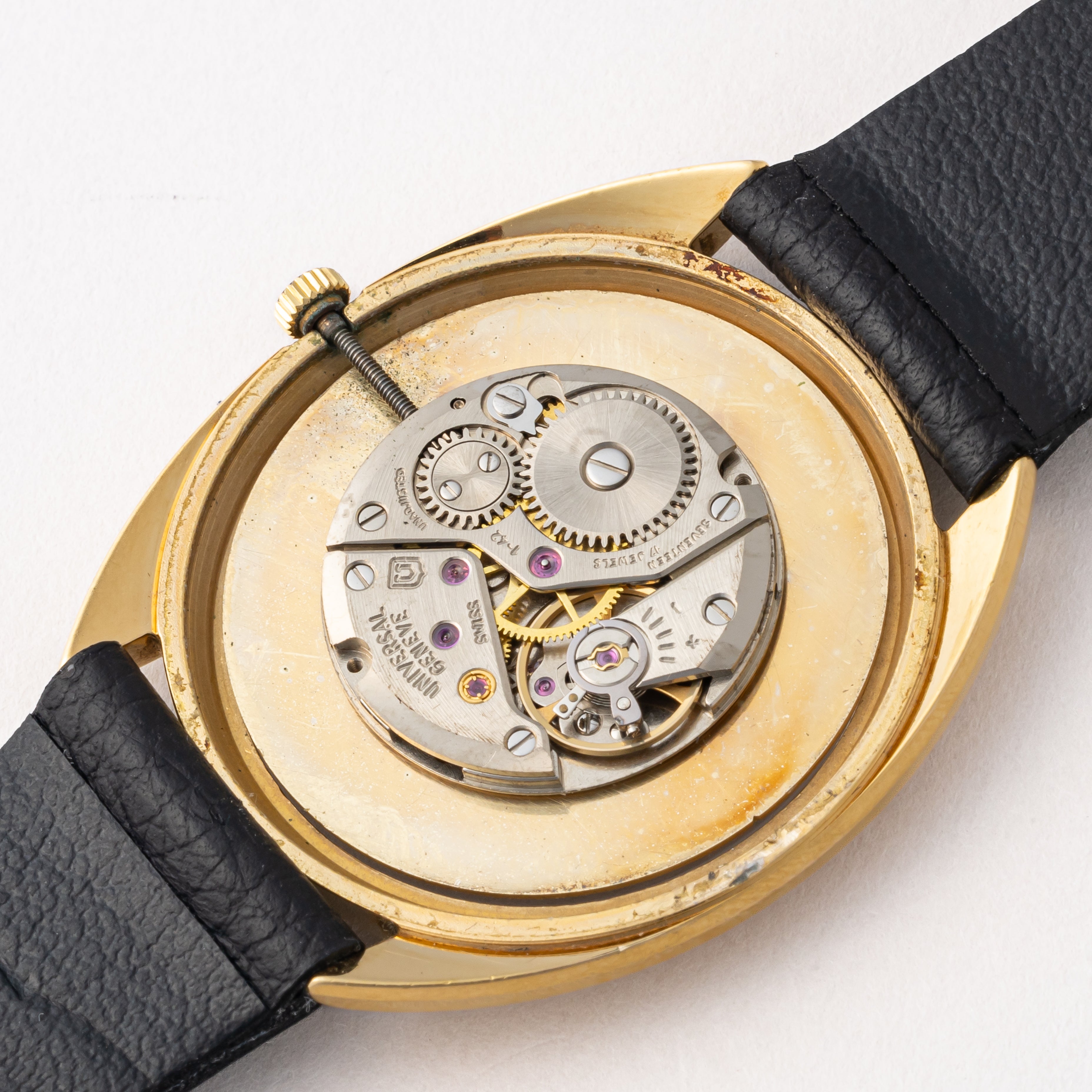 ユニバーサルジュネーブ 薄型手巻き 14金張り 1970年代 箱、タグ付き ローマンダイヤル