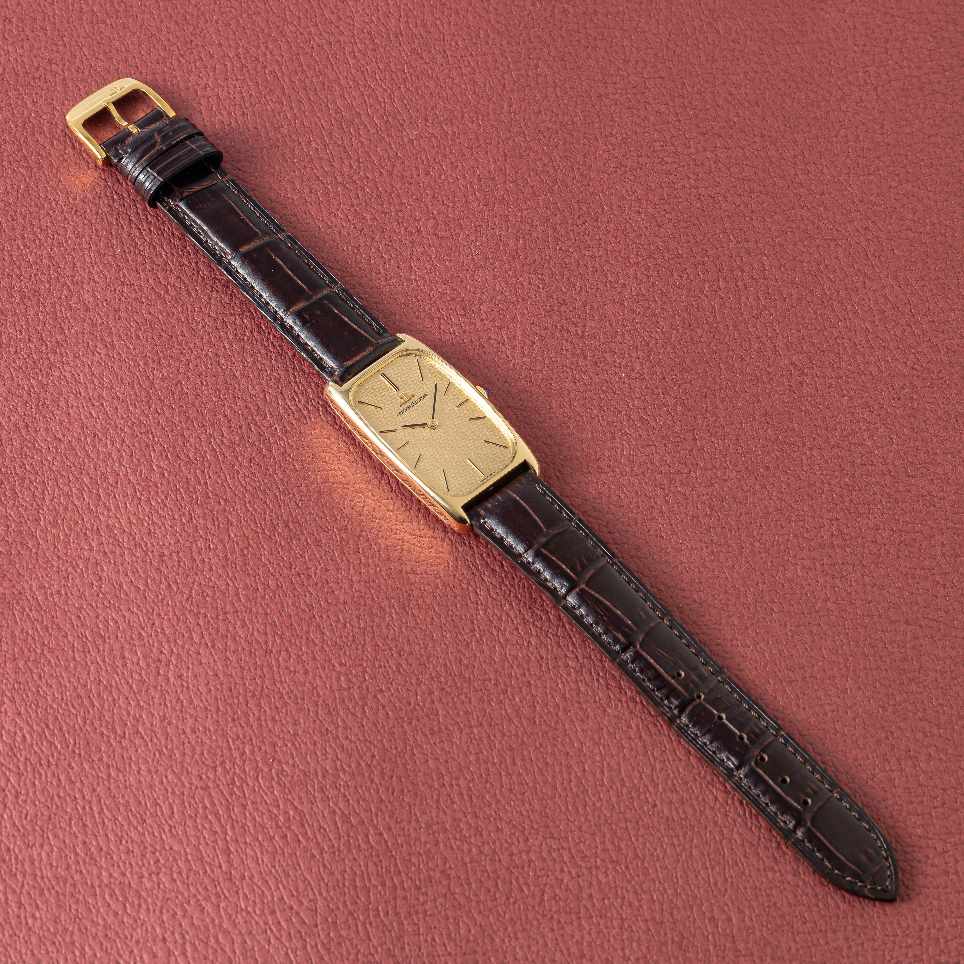 ジャガールクルト レクタンギュラー 18金無垢 Ref.9107.21 箱付き 1980年代製