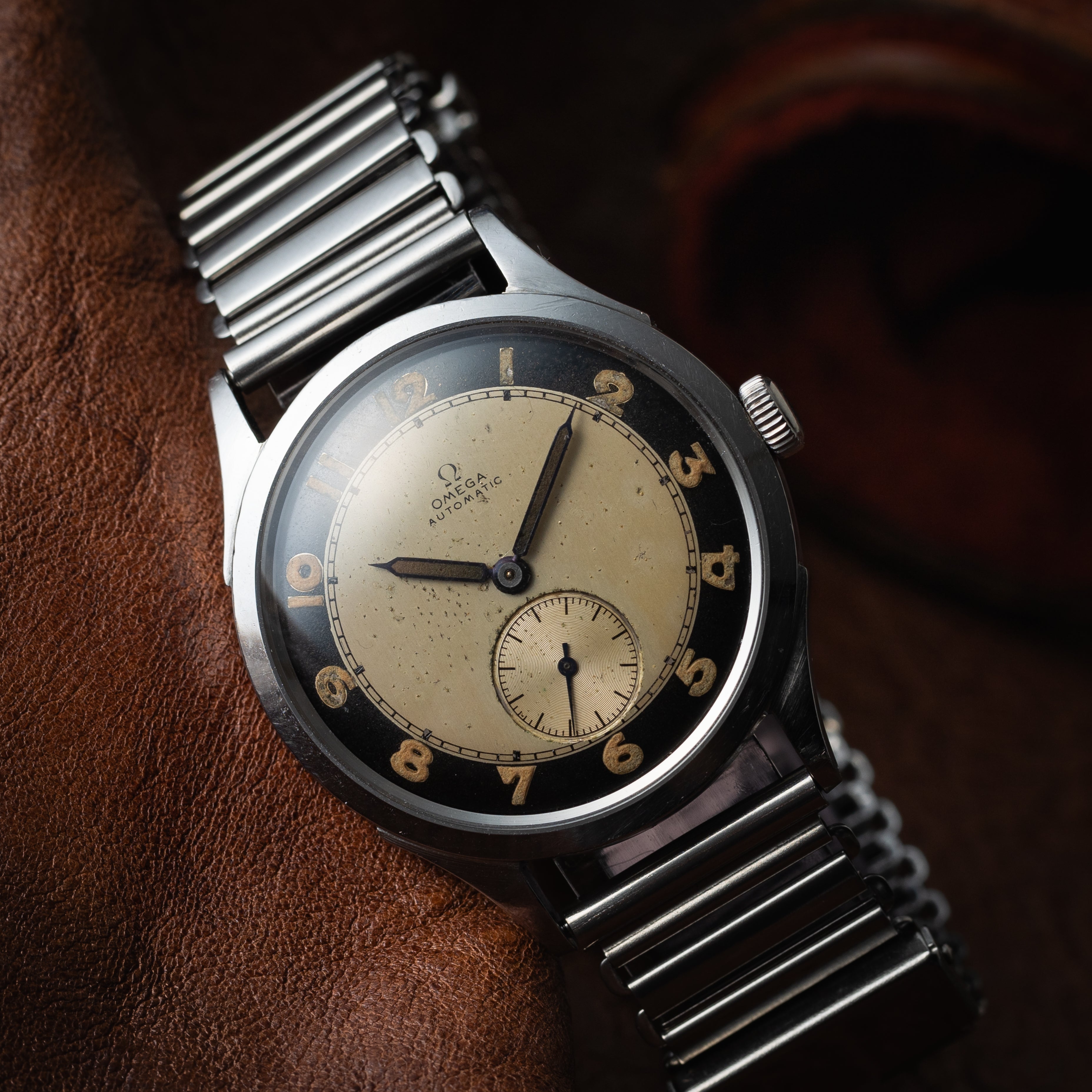 Omega Autmatic.  自動巻 機械時計 オメガ バンパー式オメガ初オートマチック 1943年製 ツートン
