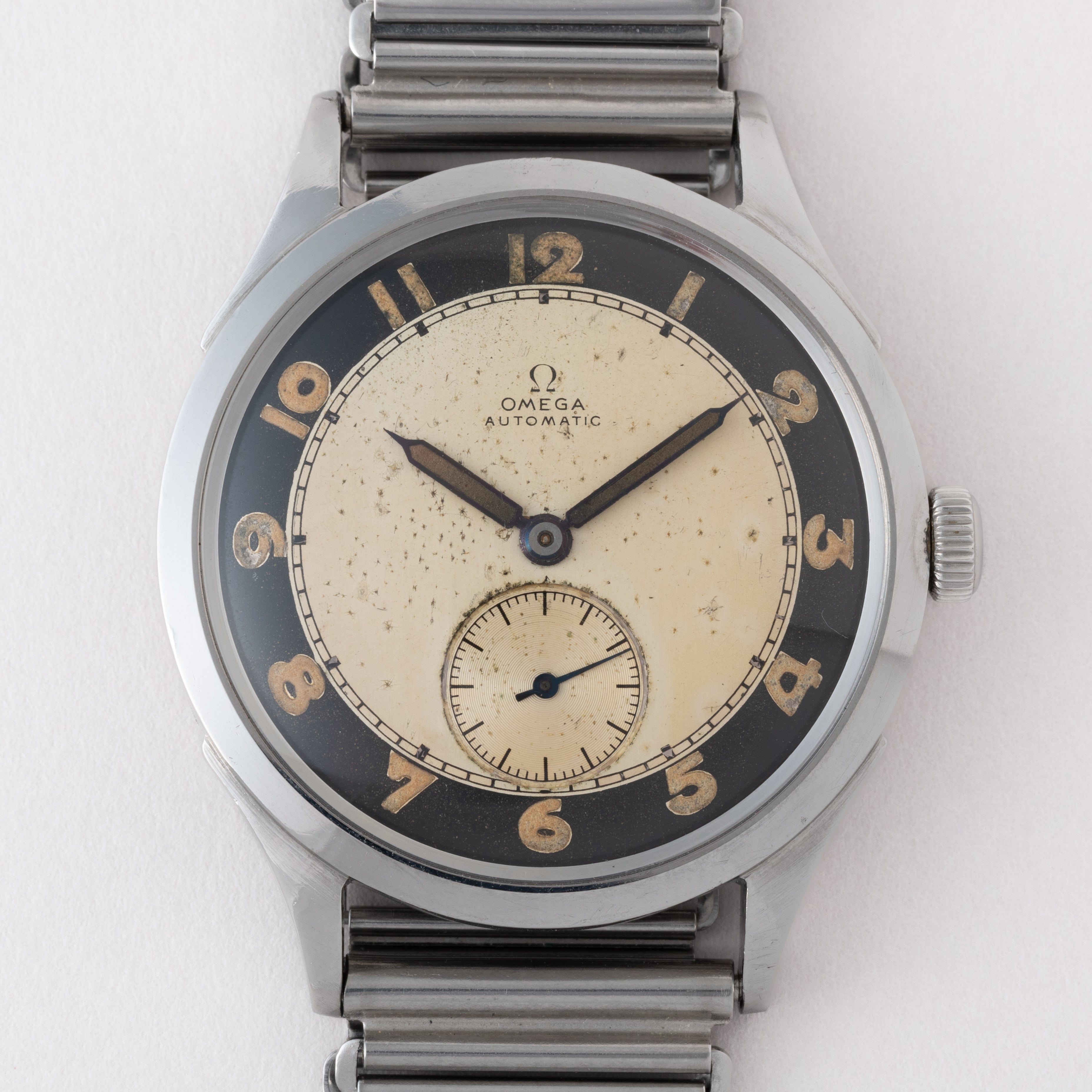 オメガ バンパー式オメガ初オートマチック 1943年製 ツートンアラビアダイヤル