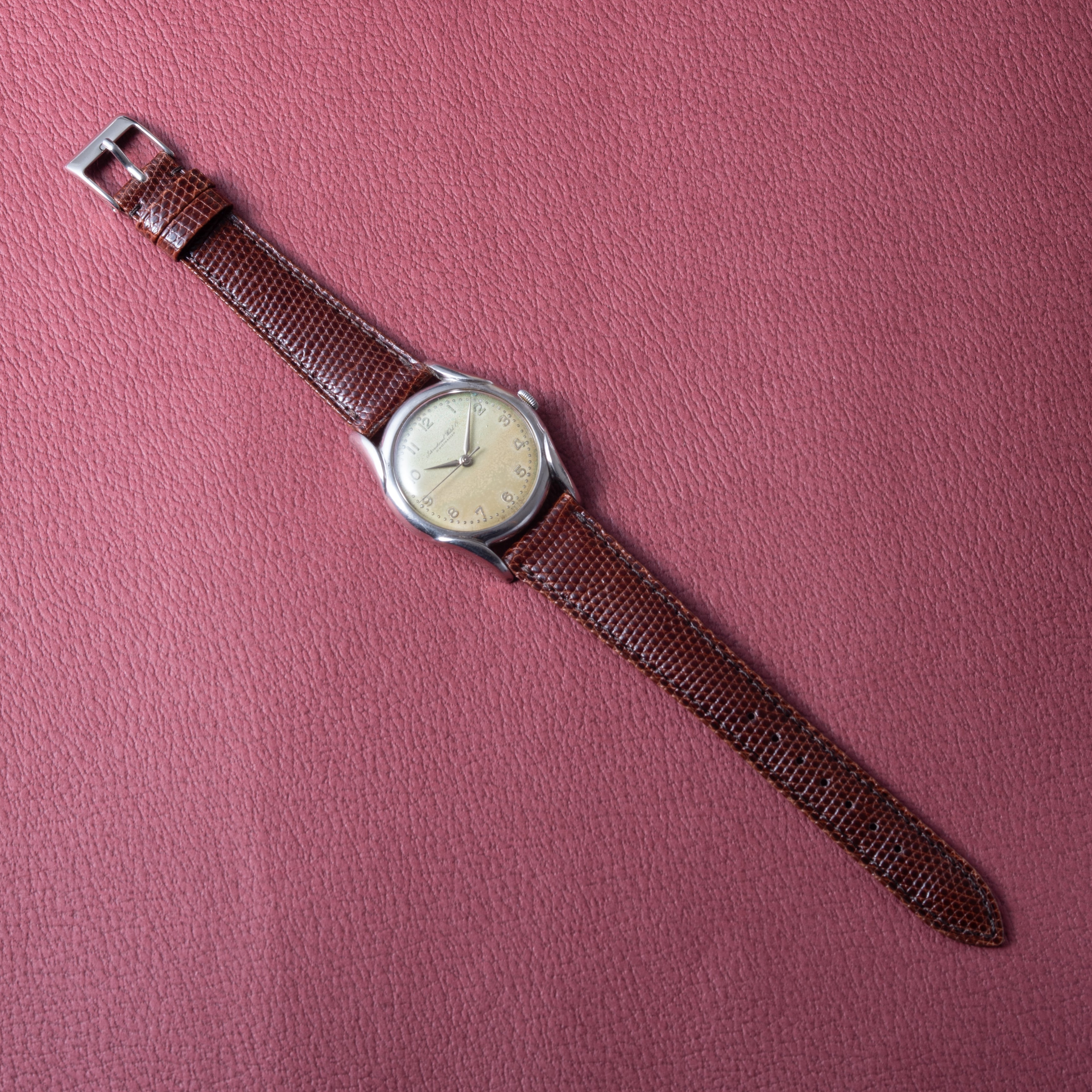 IWC ラウンドケース 1951年製 手巻き Cal.89 全アラビアダイヤル