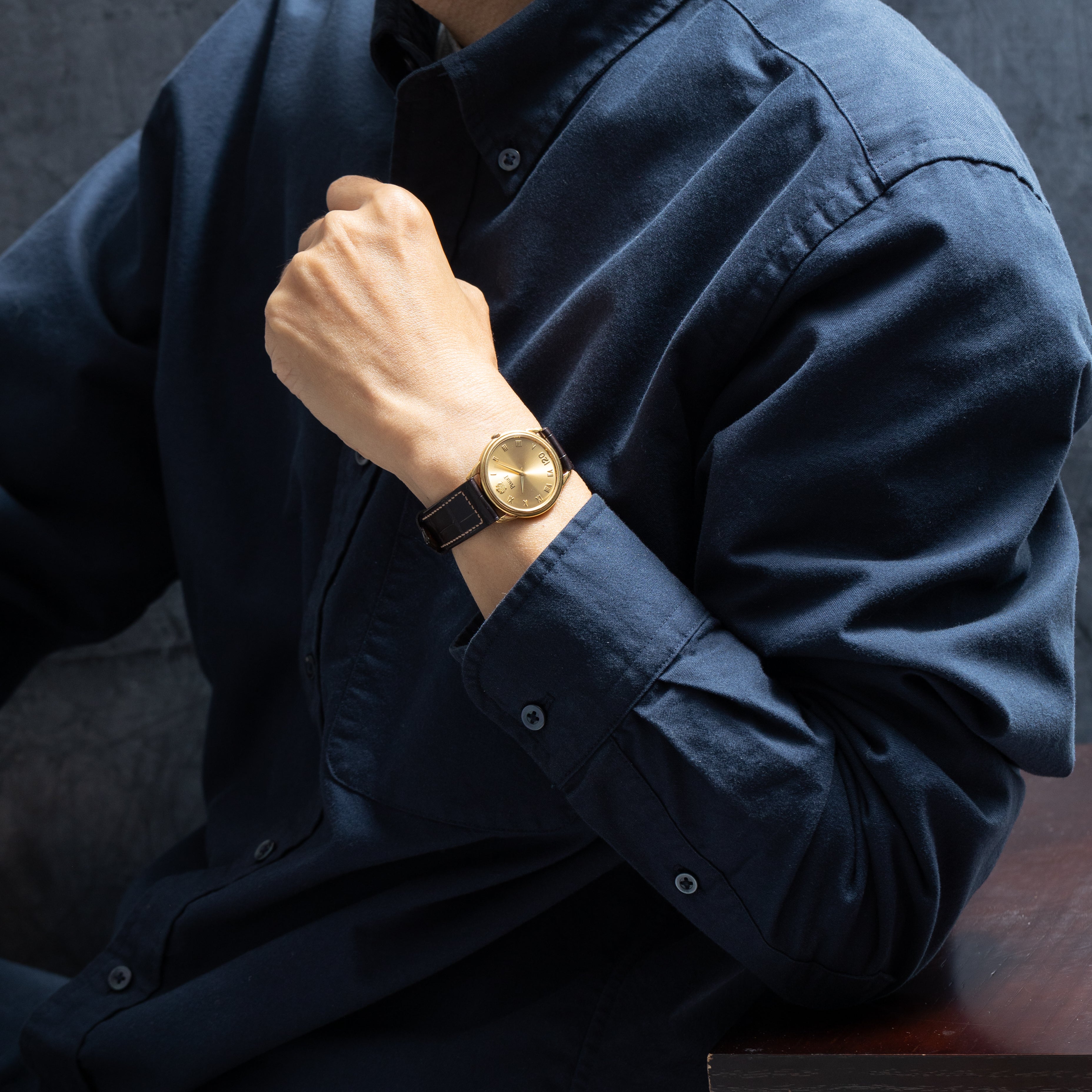 ピアジェ ラウンドケース 18金無垢 1994年製 手巻き 120周年記念 99本限定モデル 純正尾錠付き