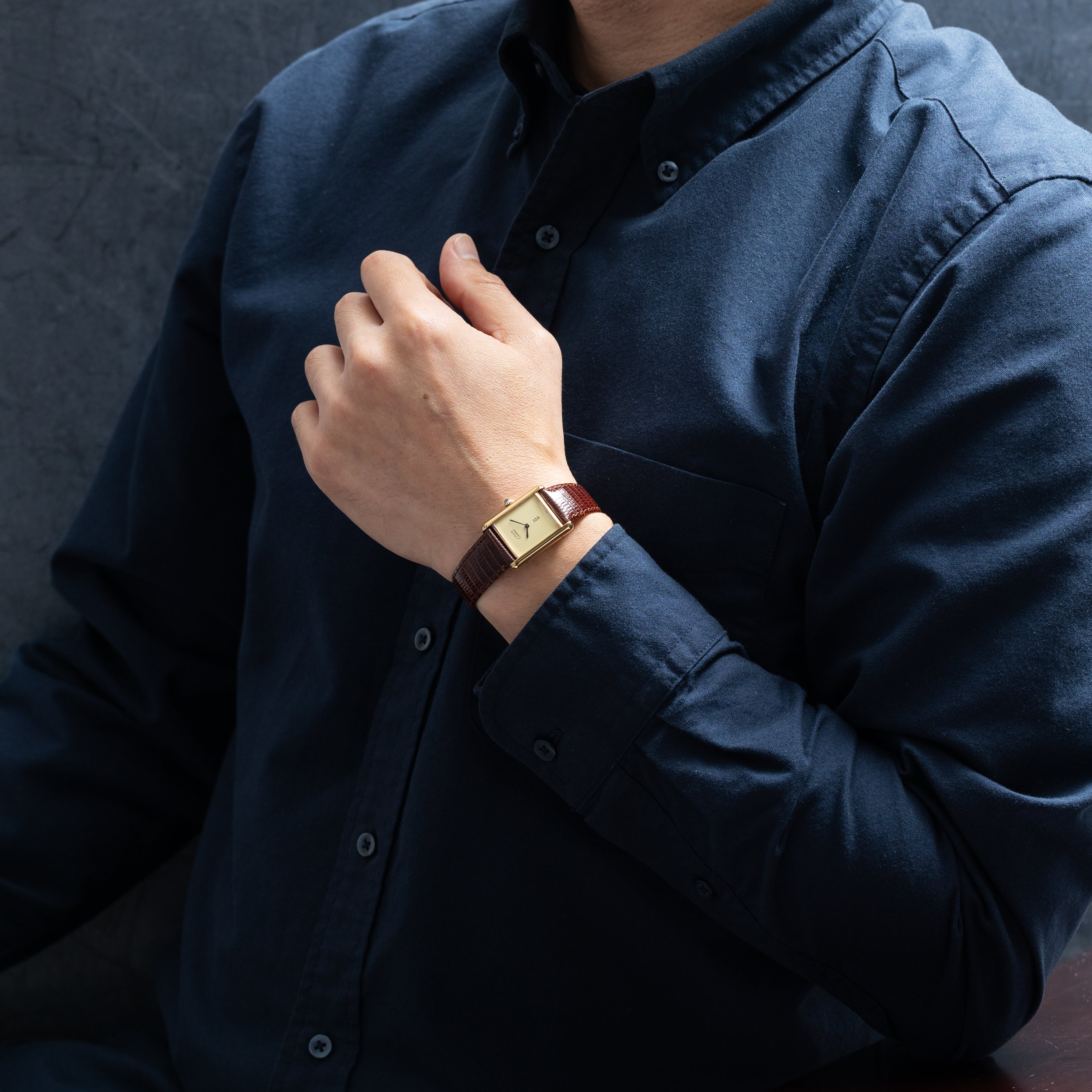 カルティエ マストタンク LMサイズ アイボリーダイヤル 1980年代製 純正尾錠付き