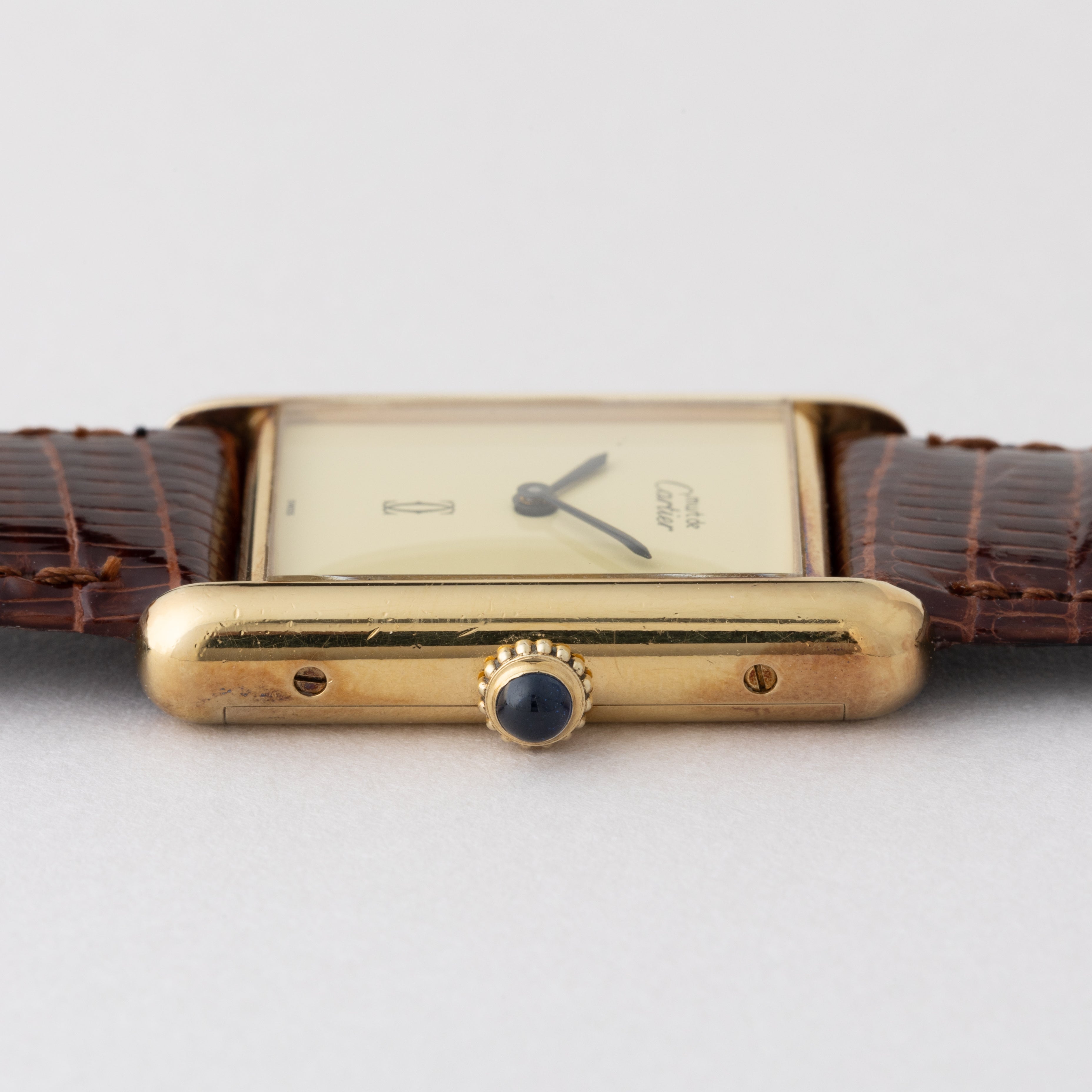 カルティエ マストタンク LMサイズ アイボリーダイヤル 1980年代製 純正尾錠付き