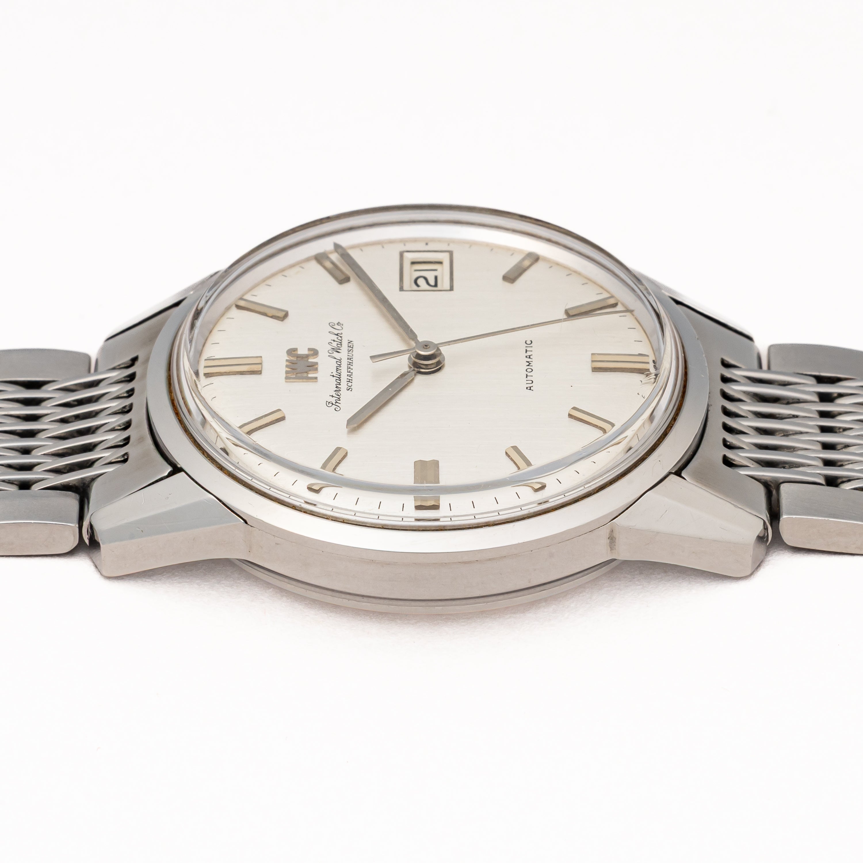 IWC ラウンドケース 自動巻き 1970年製(昭和45年製) Ref.R810A Cal.8541B 純正ブレス付き