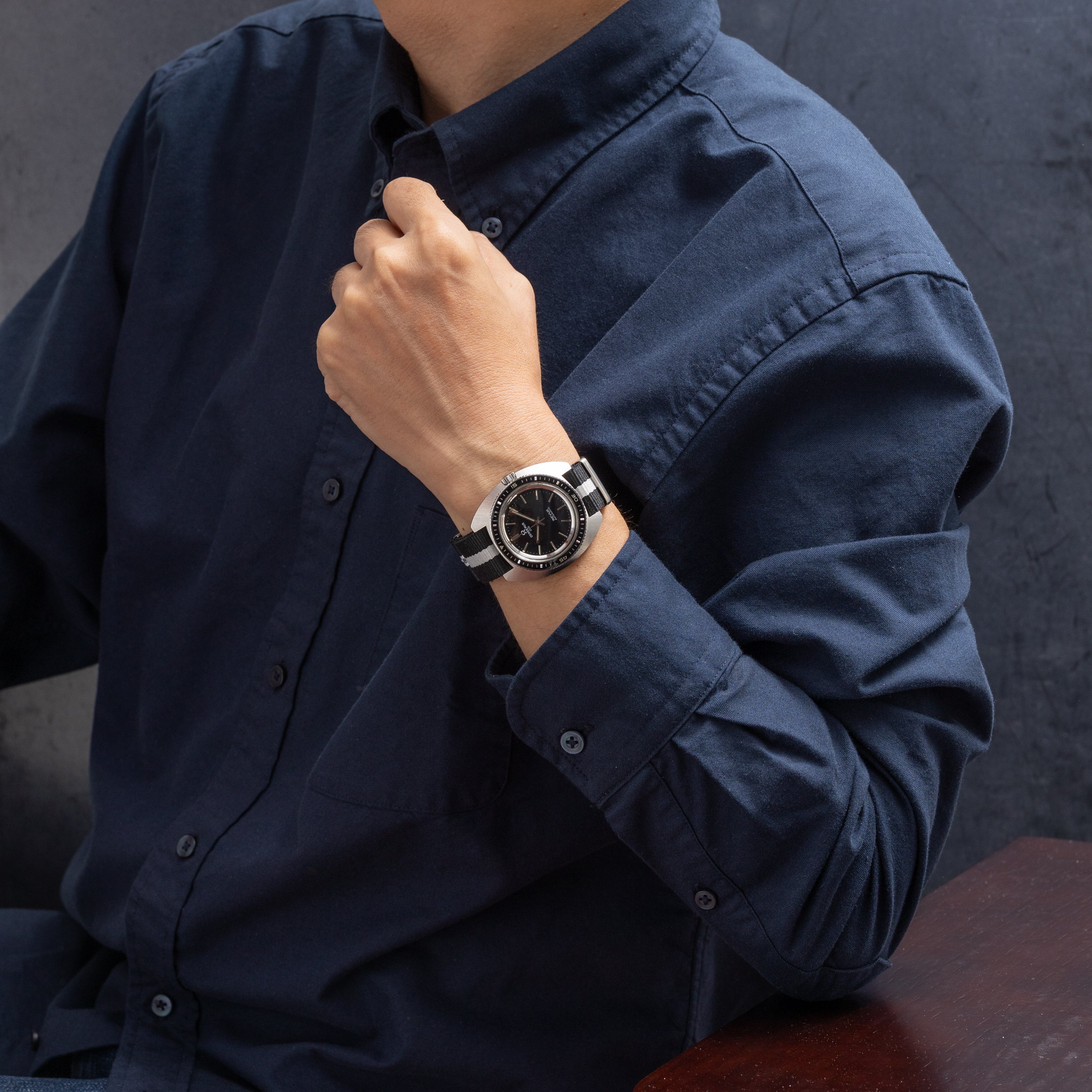 レビュー ケルベロスダイバー 1960年代 自動巻き