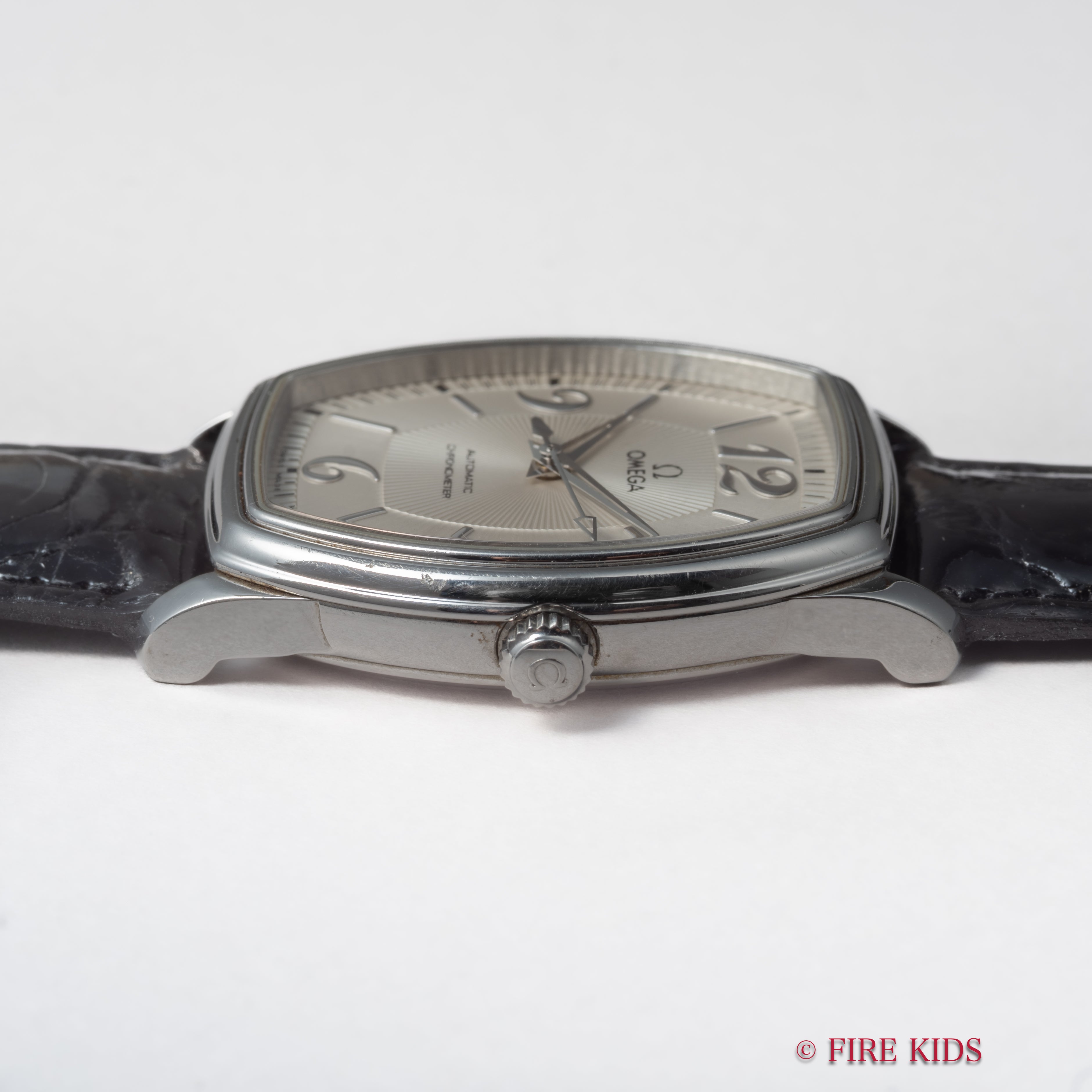 オメガ プレステージ トノー型 1999年製 シルバー 自動巻き 純正尾錠付き