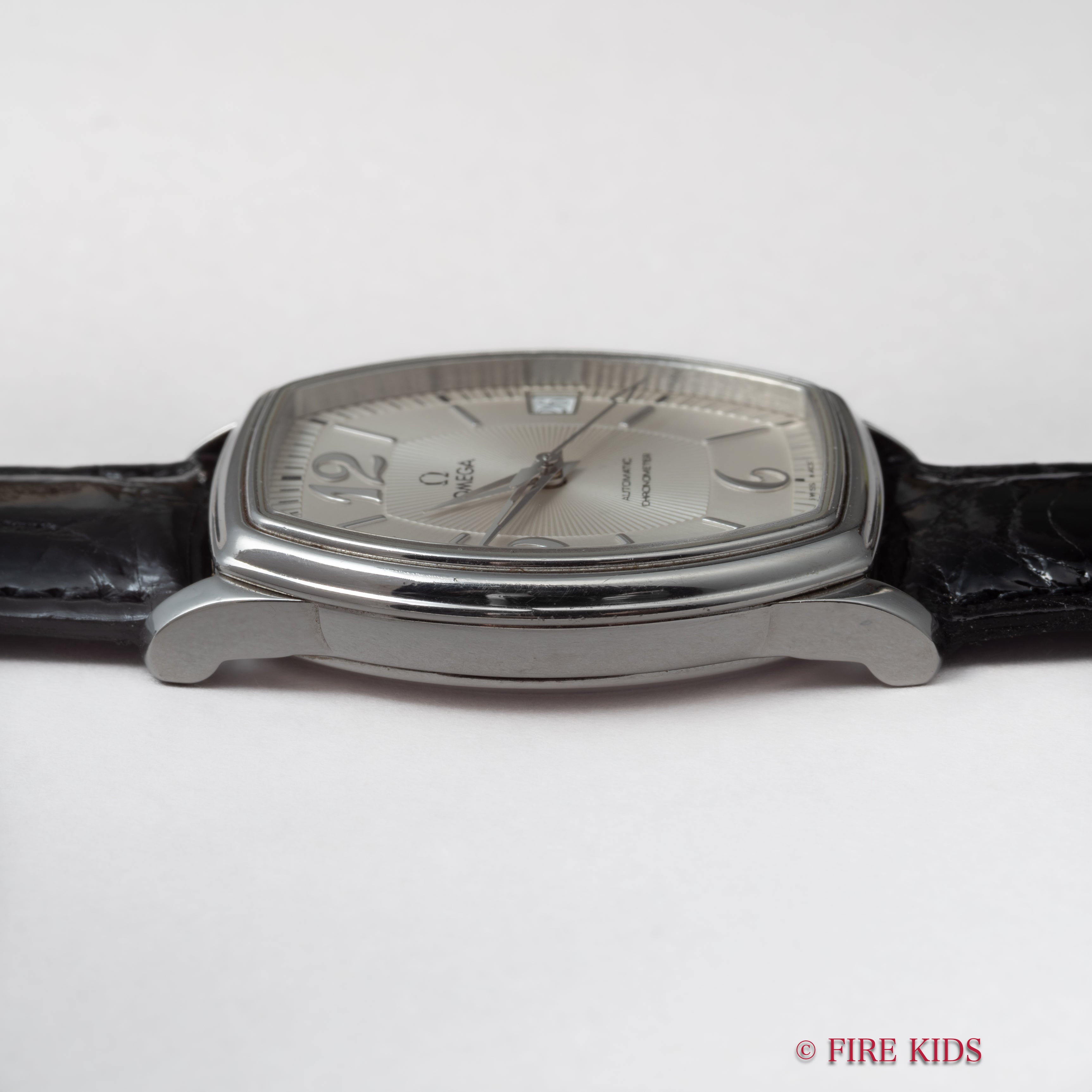 オメガ プレステージ トノー型 1999年製 シルバー 自動巻き 純正尾錠付き