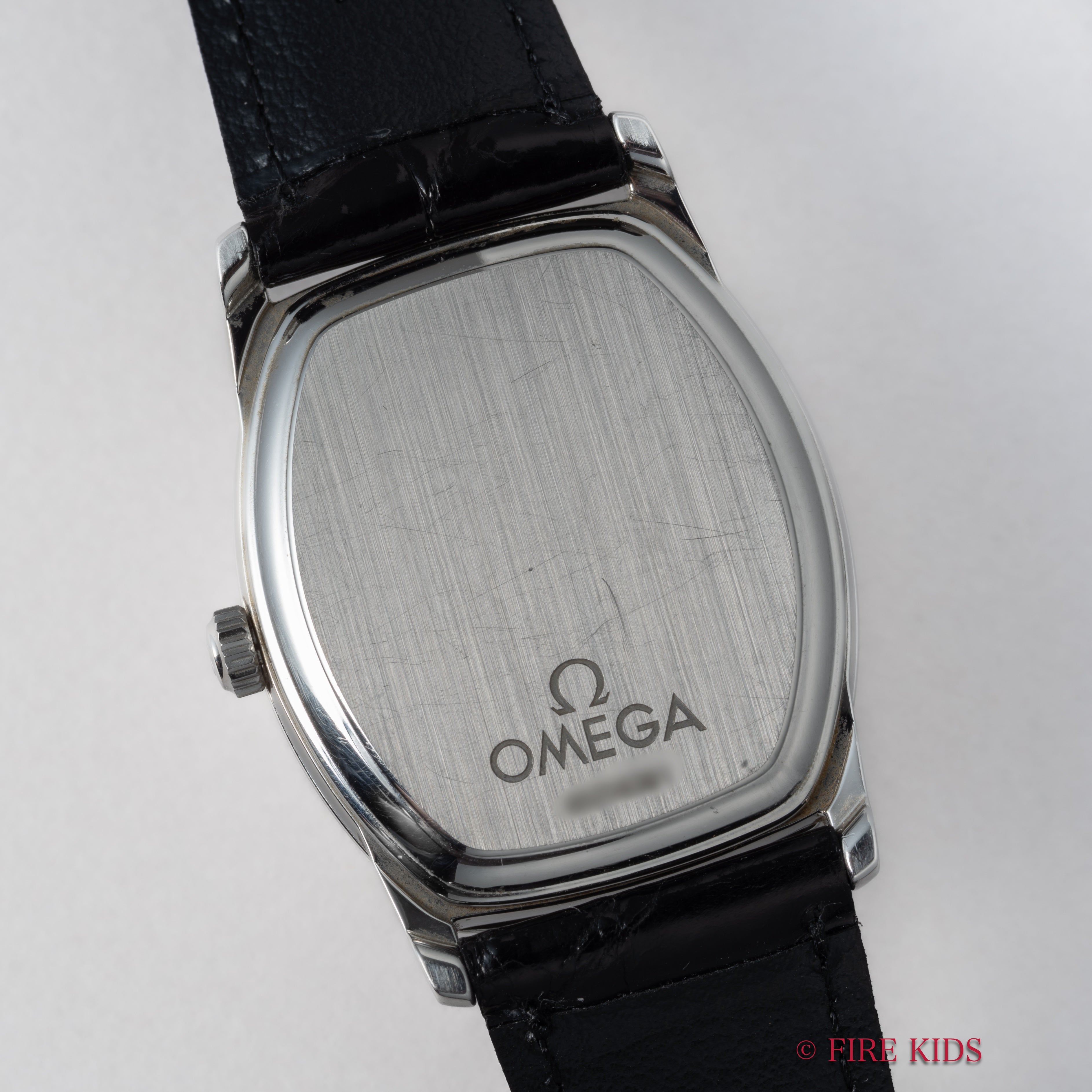 オメガ プレステージ トノー型 1999年製 シルバー 自動巻き 純正尾錠付き