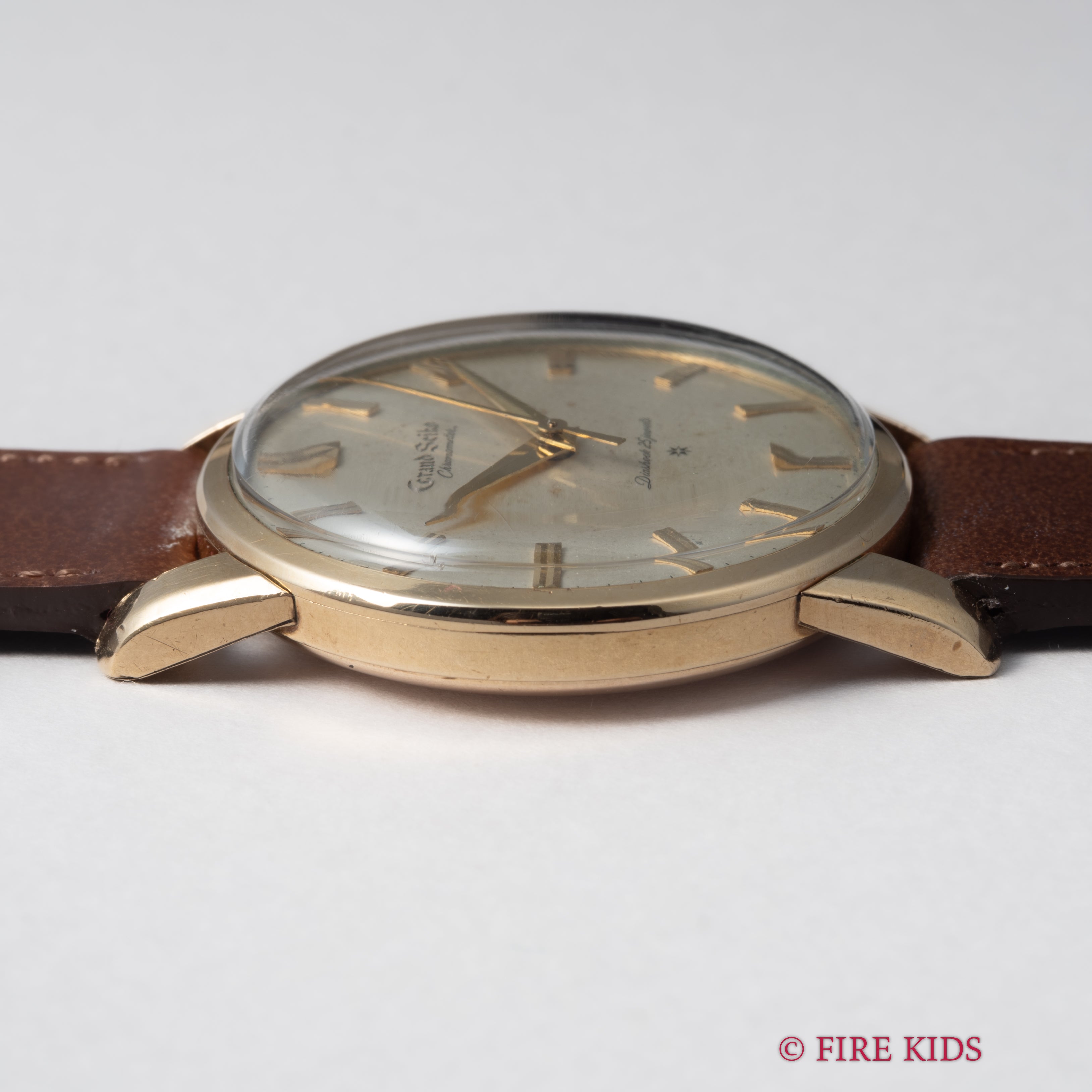 グランドセイコー ファーストモデル 1960年製 Ref.J14070GS 彫文字盤 手巻きロービート 初期文字盤