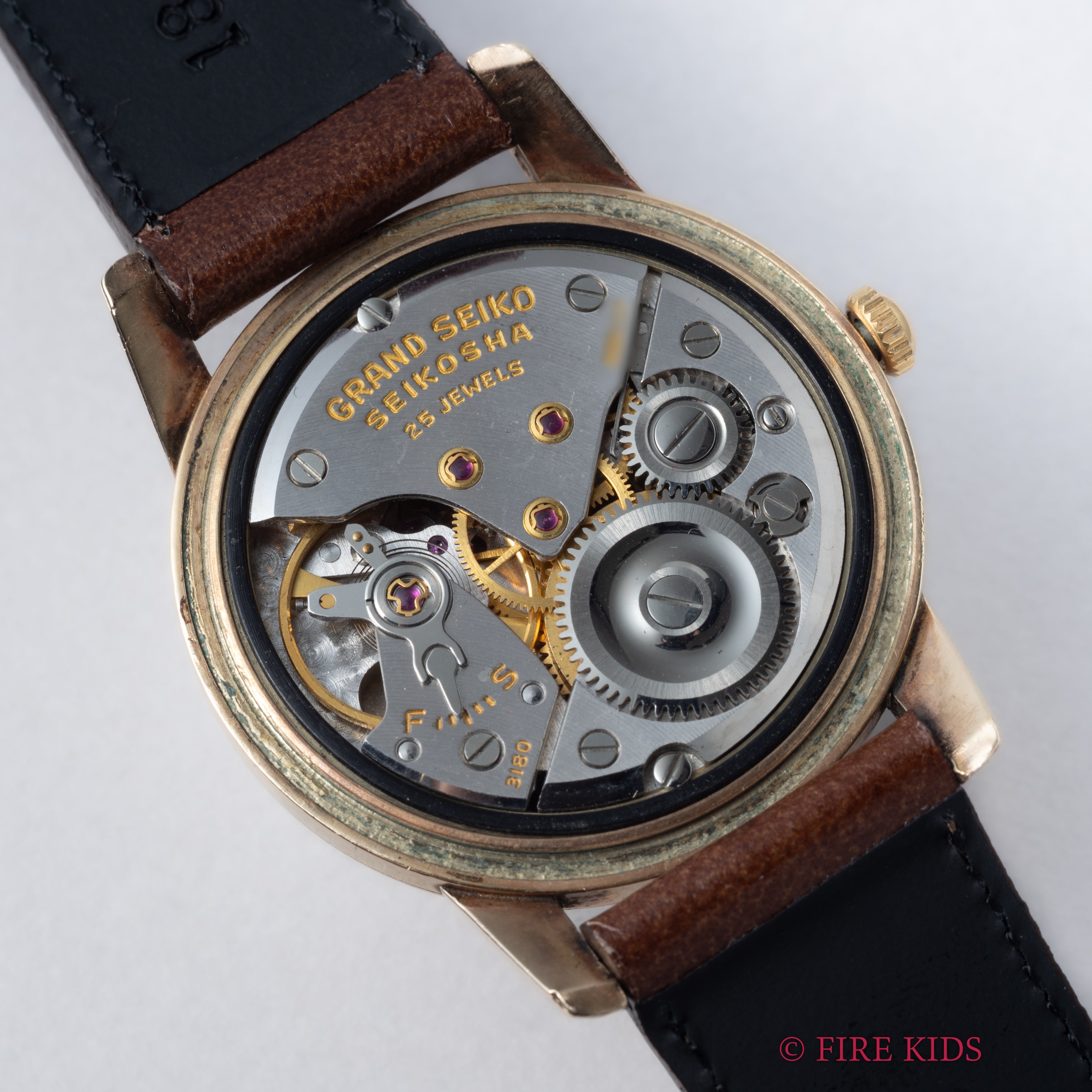 グランドセイコー ファーストモデル 1960年製 Ref.J14070GS 彫文字盤 手巻きロービート 初期文字盤