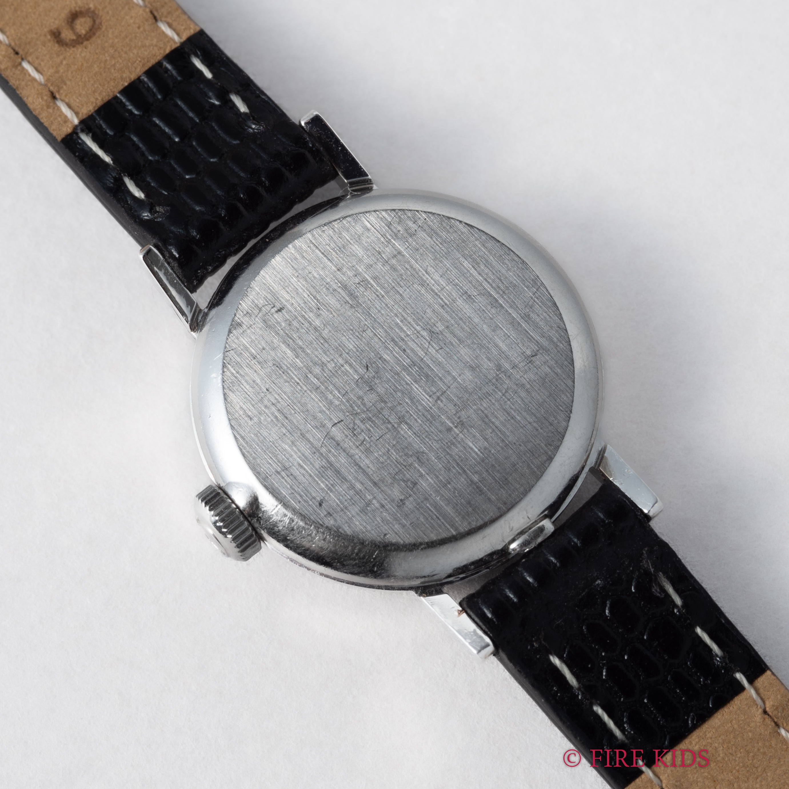 オメガ ジュネーブ レディース 14金無垢ホワイトゴールド 1968年製 手巻き カットガラス