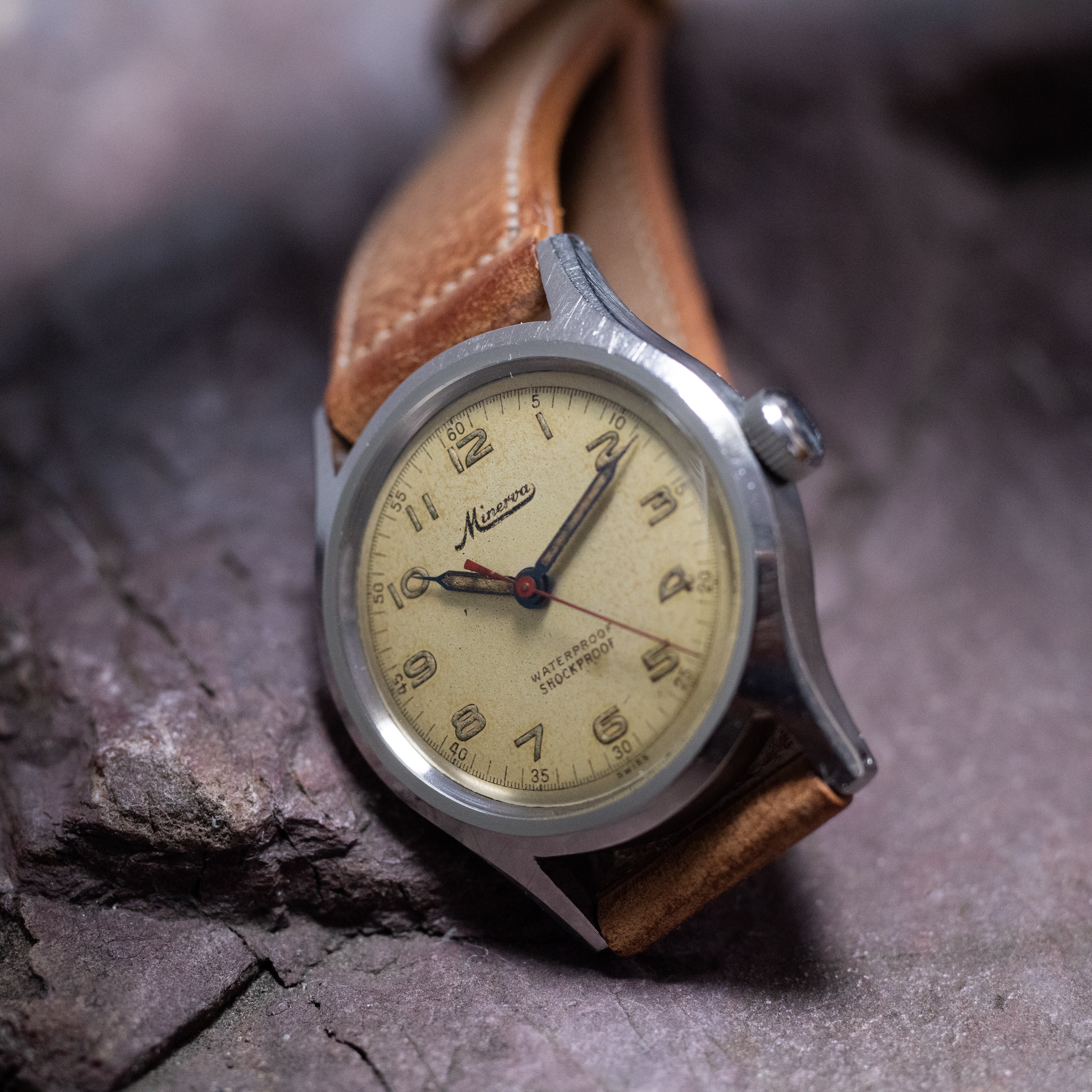 MINERVAアラビアダイヤル 1940年代