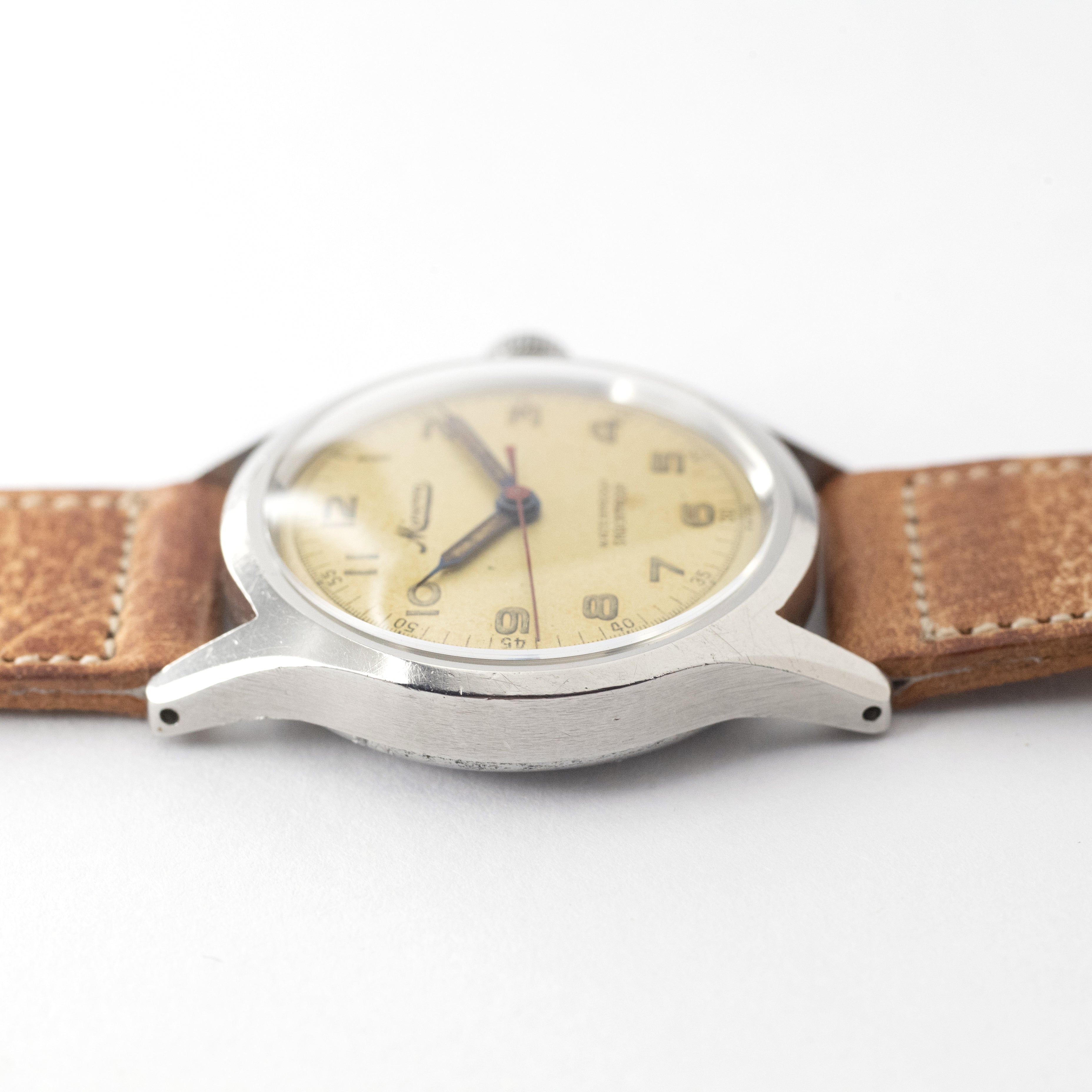 MINERVAアラビアダイヤル 1940年代