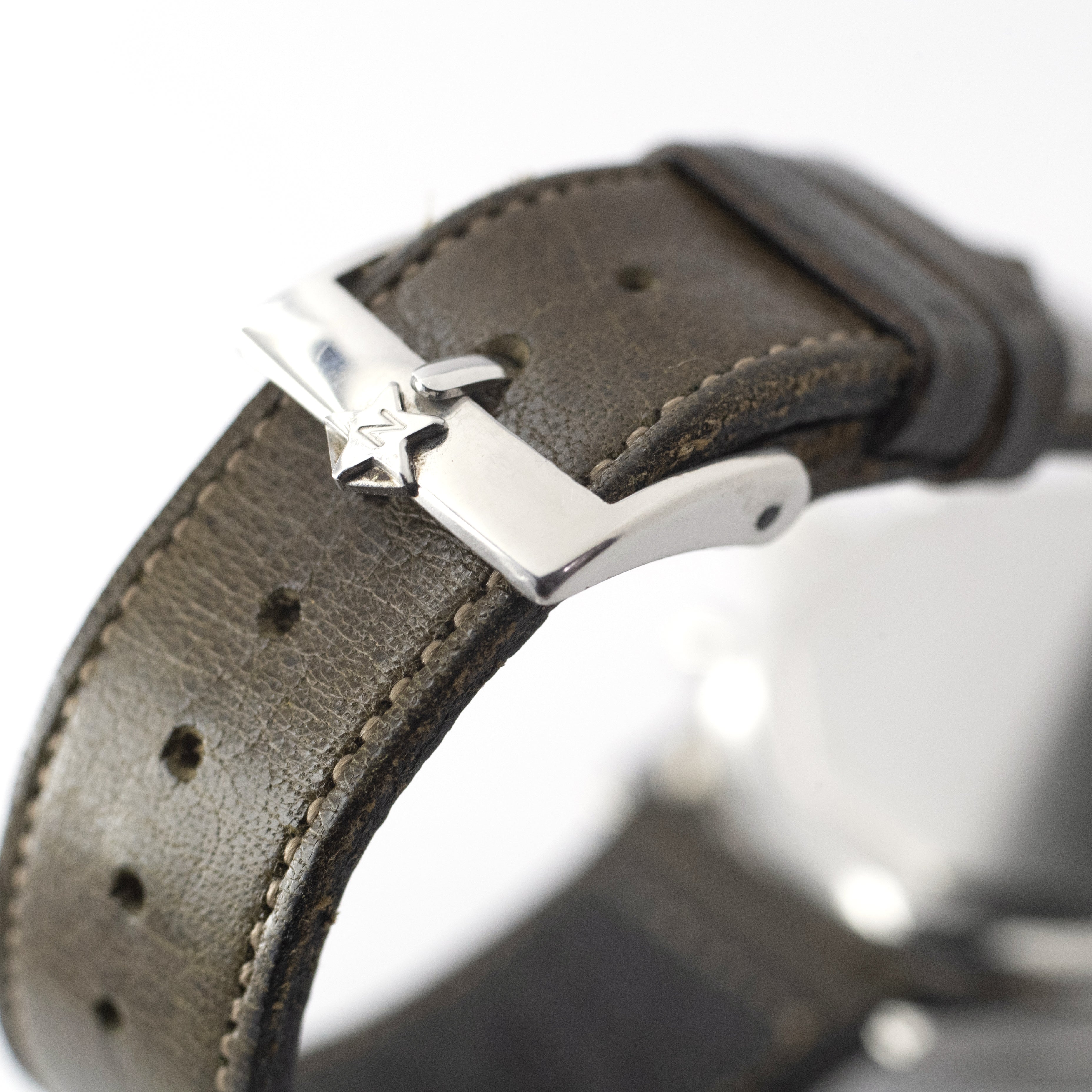 ゼニス2レジスタークロノグラフ Cal.136D1950年代