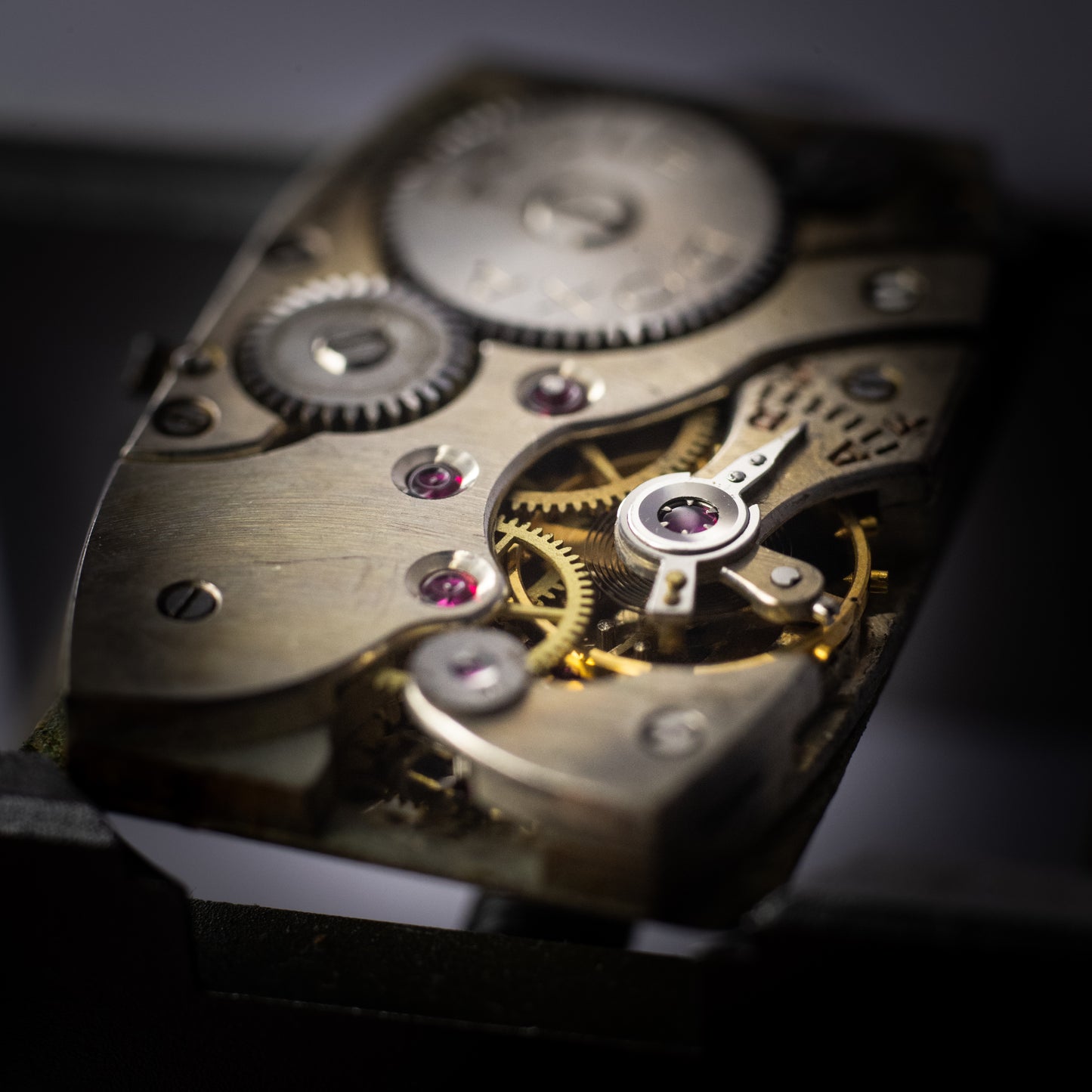 DOXA クラムシェルケース 1940年代製 レクタンギュラー