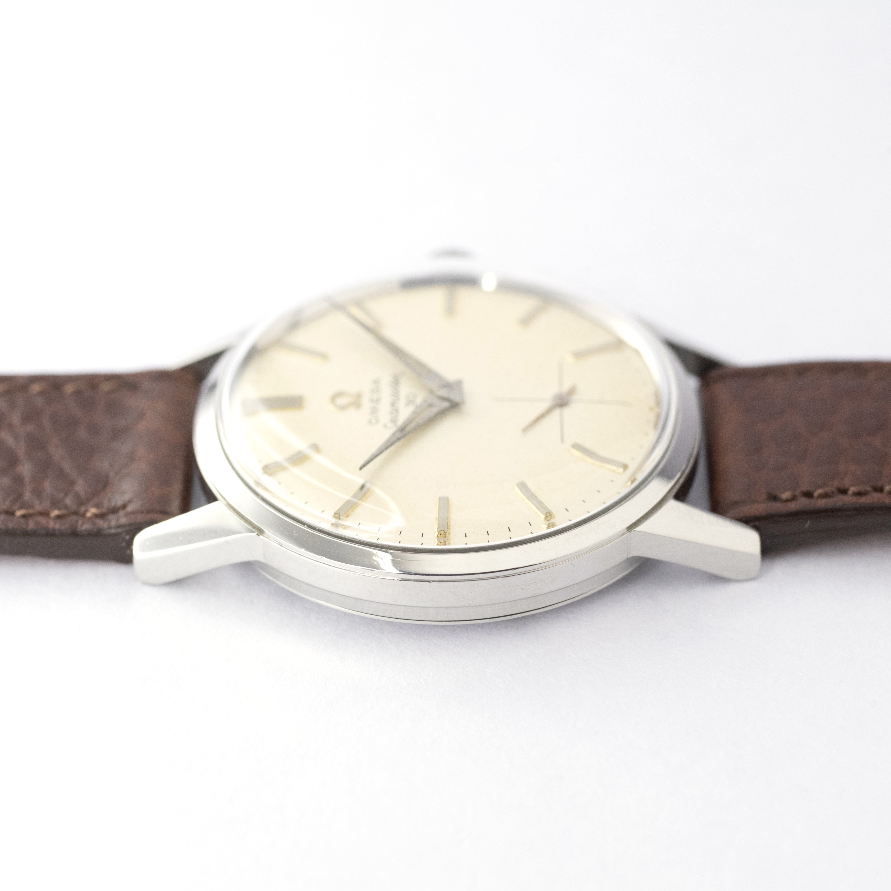 オメガ シーマスター30 1962年製 手巻き スモールセコンド Cal.269