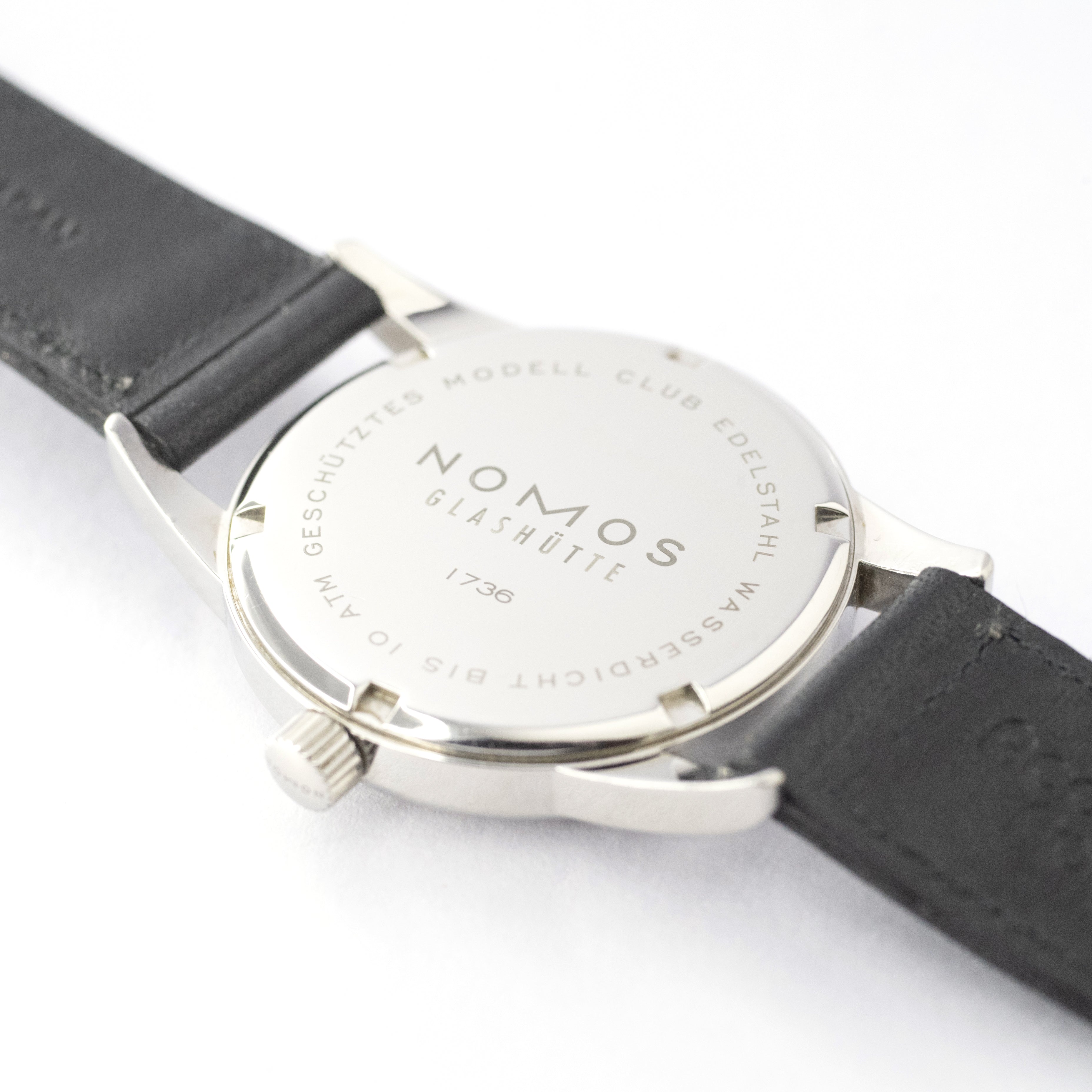 ノモス グラスヒュッテ クラブ 手巻き 飛びアラビアグレーダイヤル 2000年代