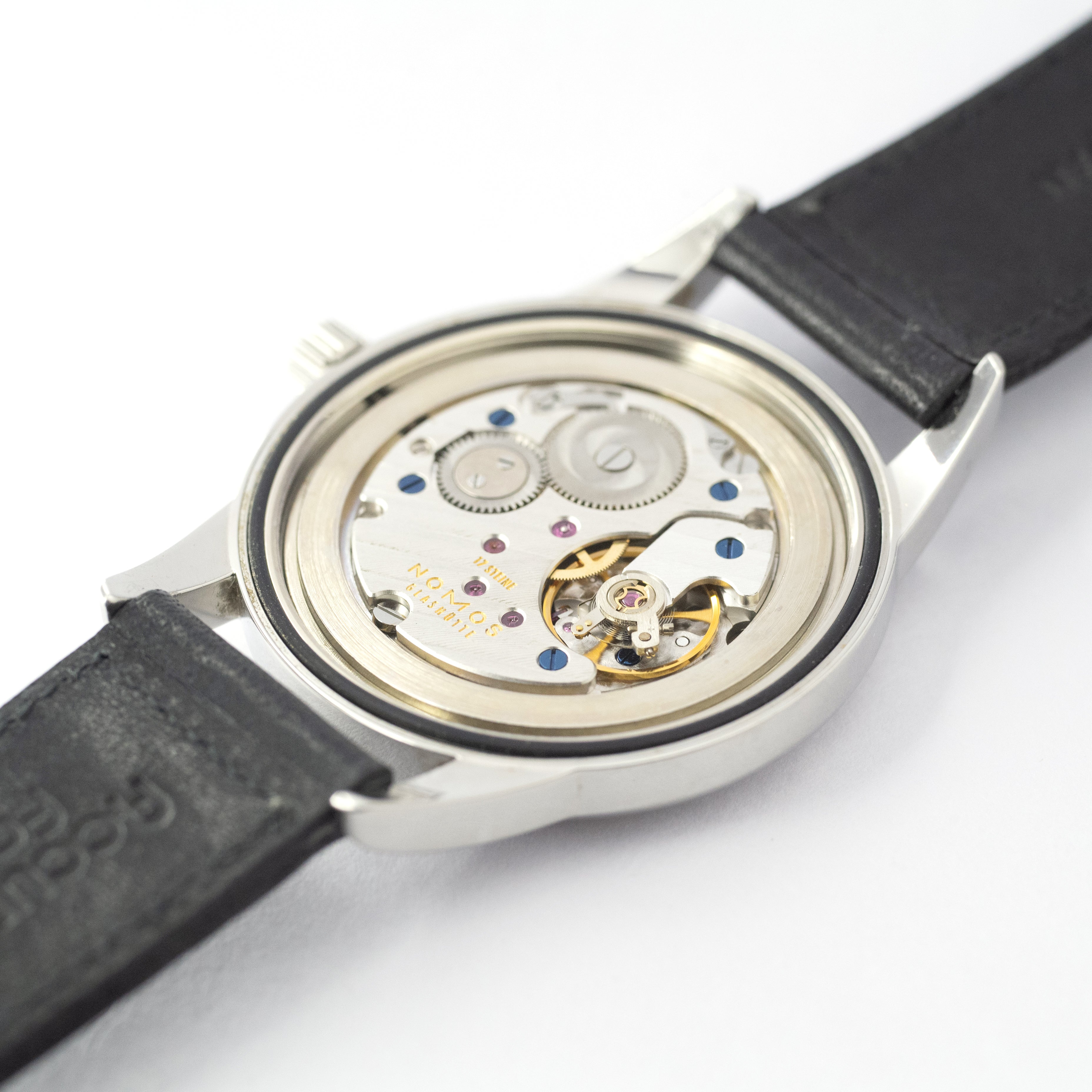 ノモス グラスヒュッテ クラブ 手巻き 飛びアラビアグレーダイヤル 2000年代