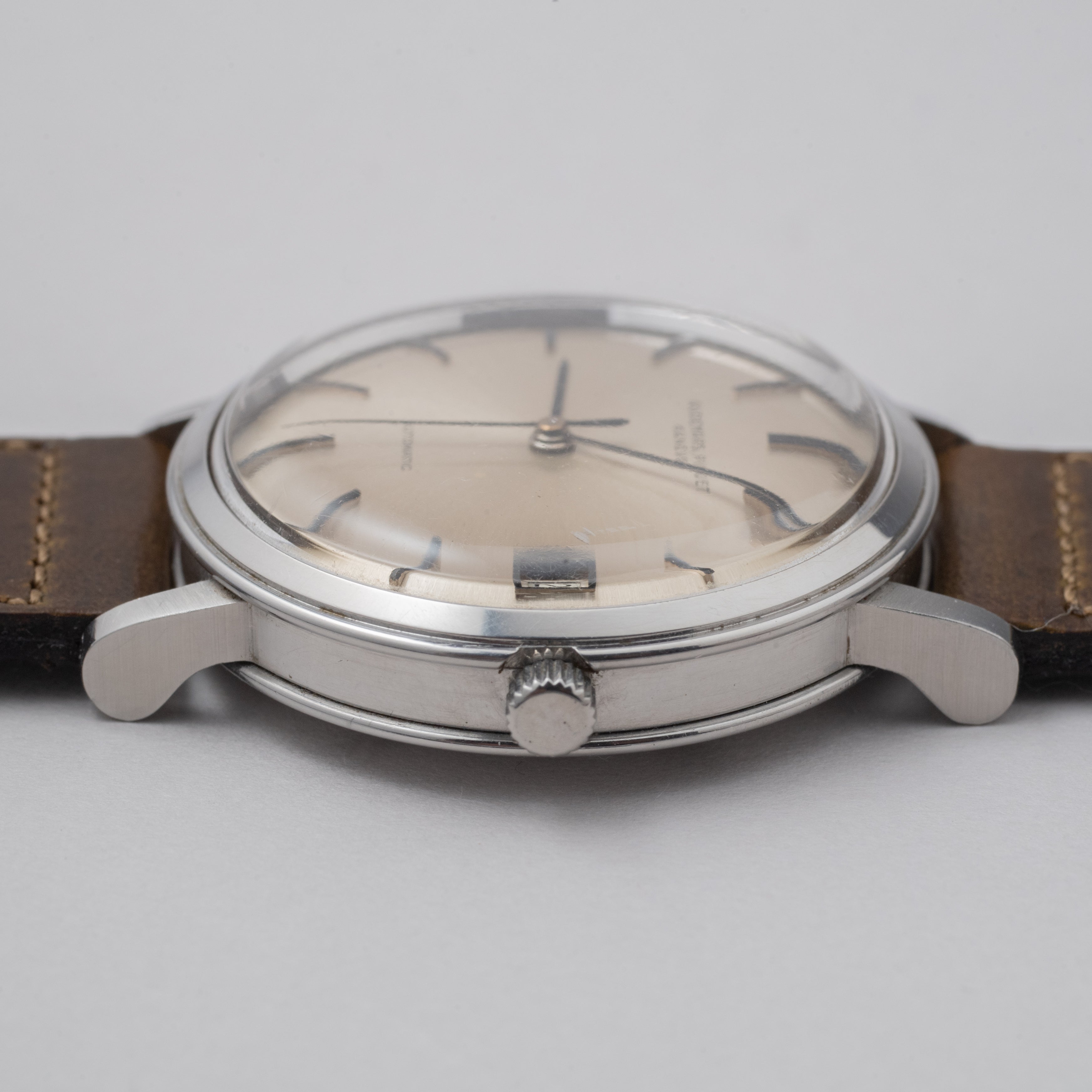 オーデマ・ピゲ ラウンドビッグケース 1960年代製 自動巻き Cal.K2072/1 18金無垢ローター