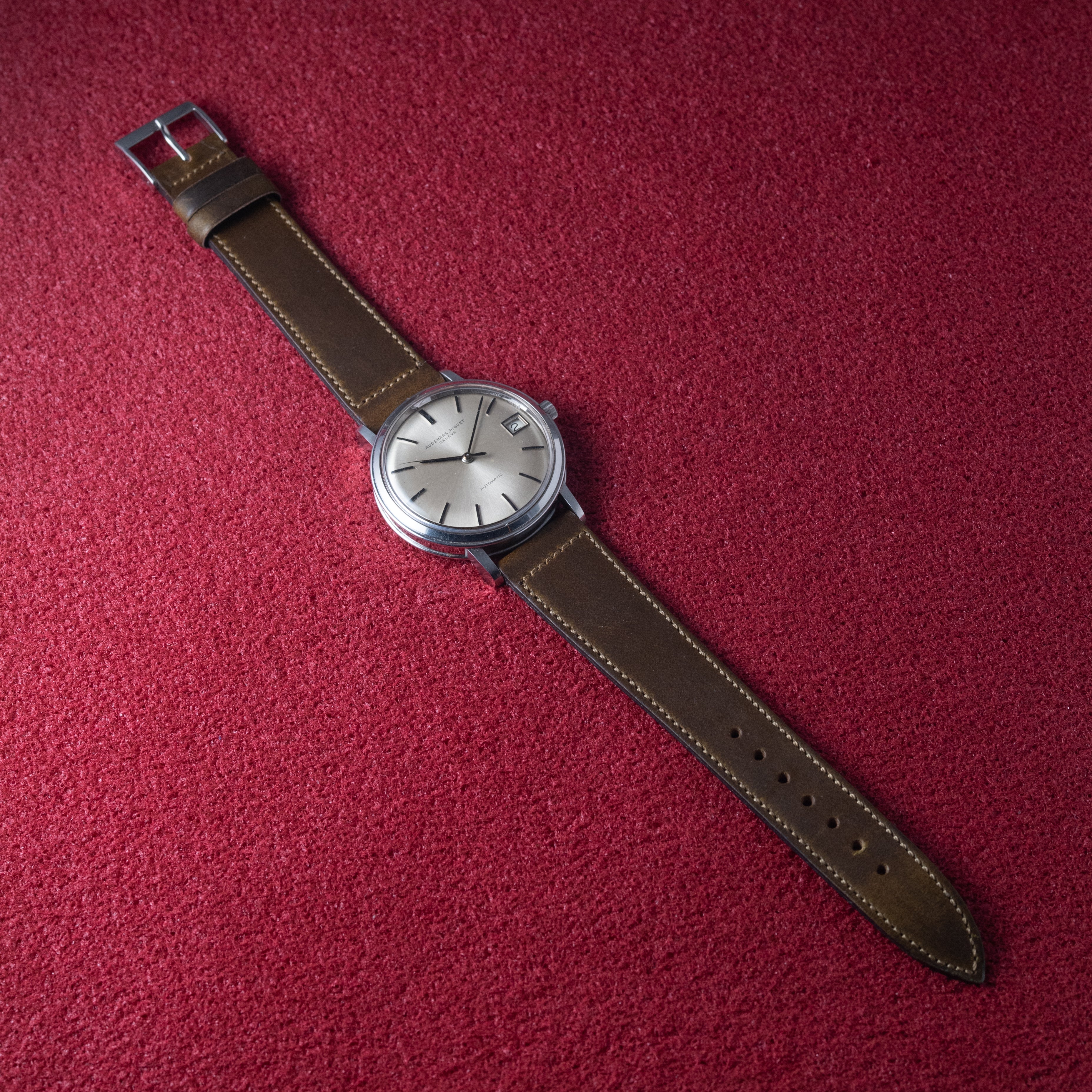 オーデマ・ピゲ ラウンドビッグケース 1960年代製 自動巻き Cal.K2072/1 18金無垢ローター