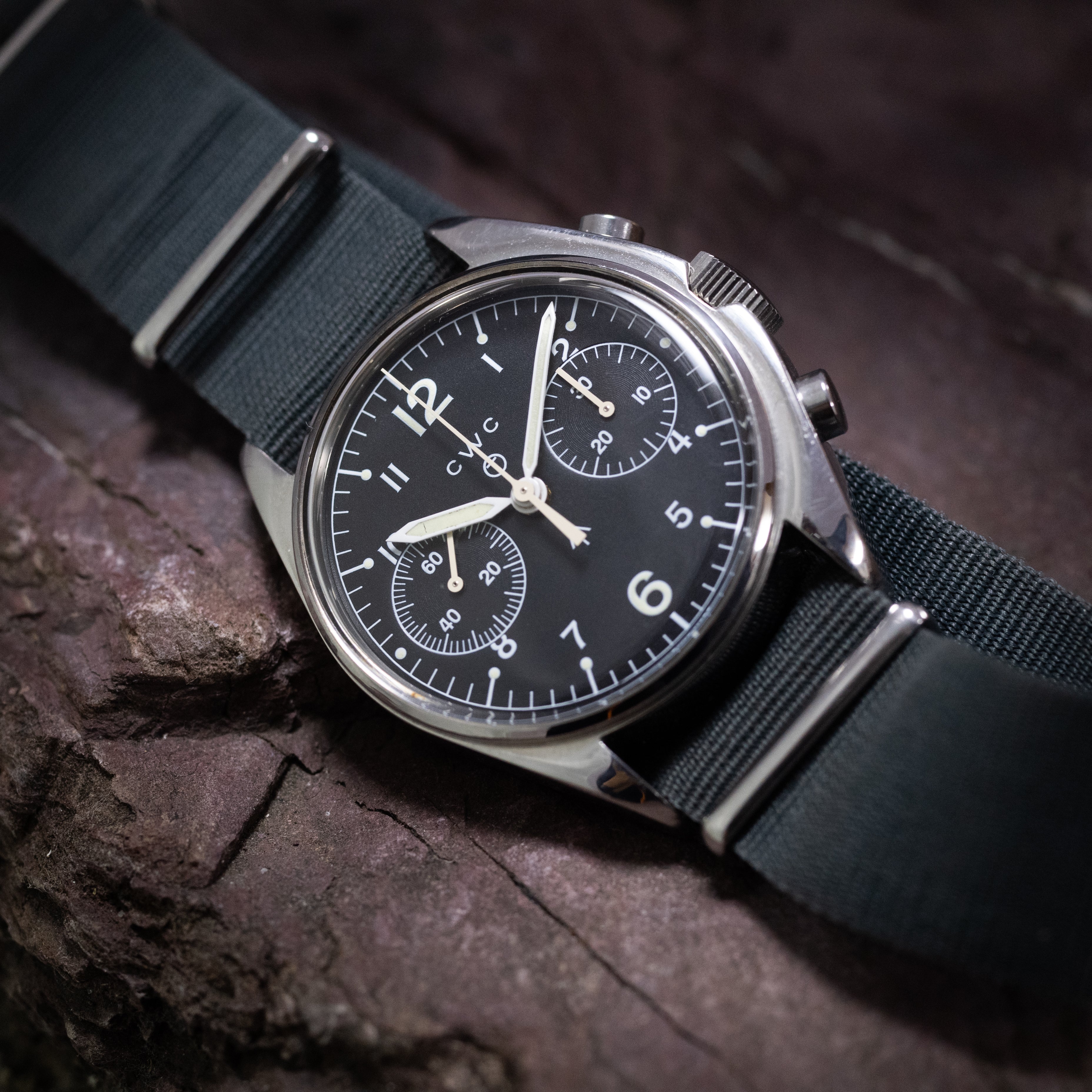 CWCブロードアロー ミリタリークロノグラフ 2003年製