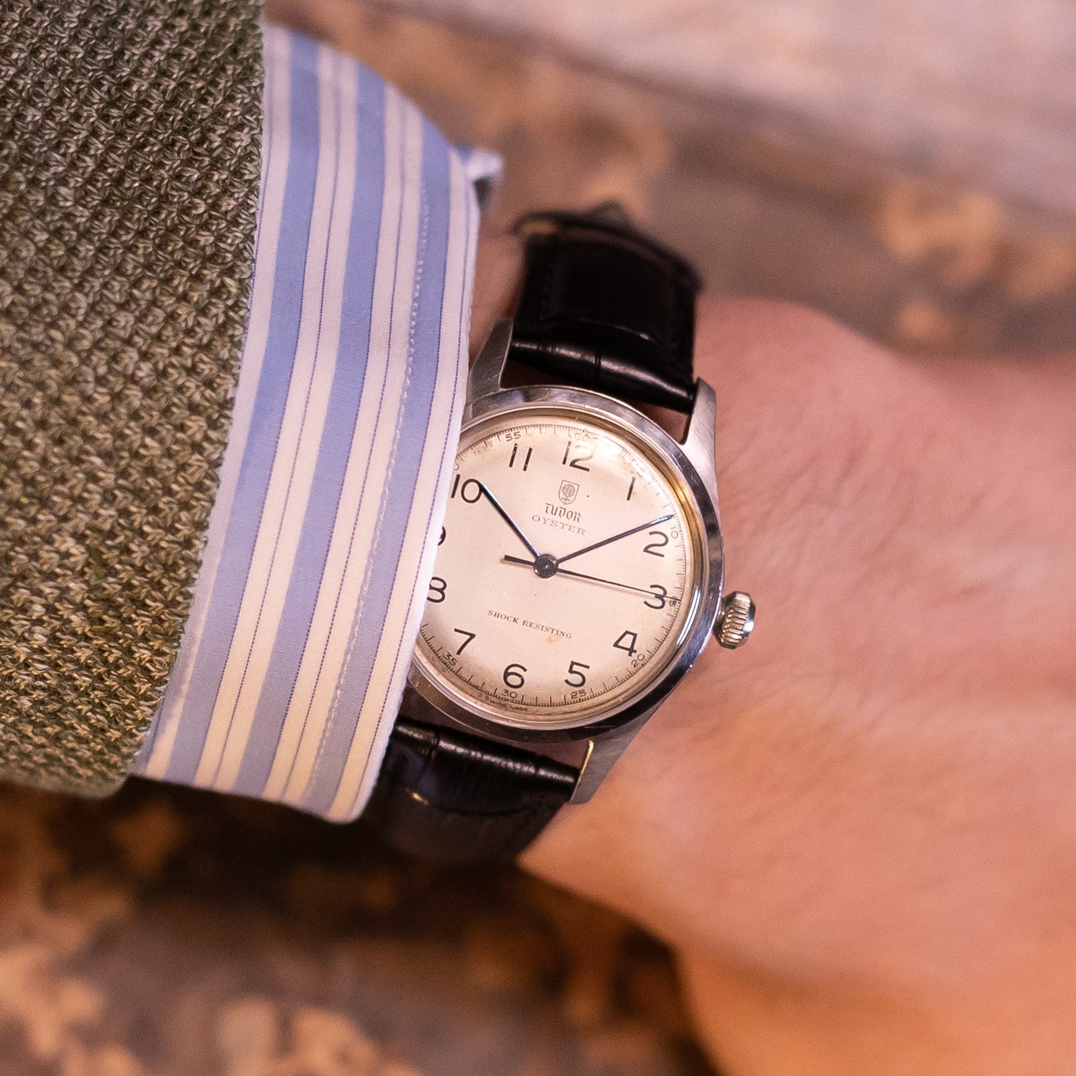 チューダー 1950年代製 オイスター盾バラ アラビアダイヤル ブルースチール針