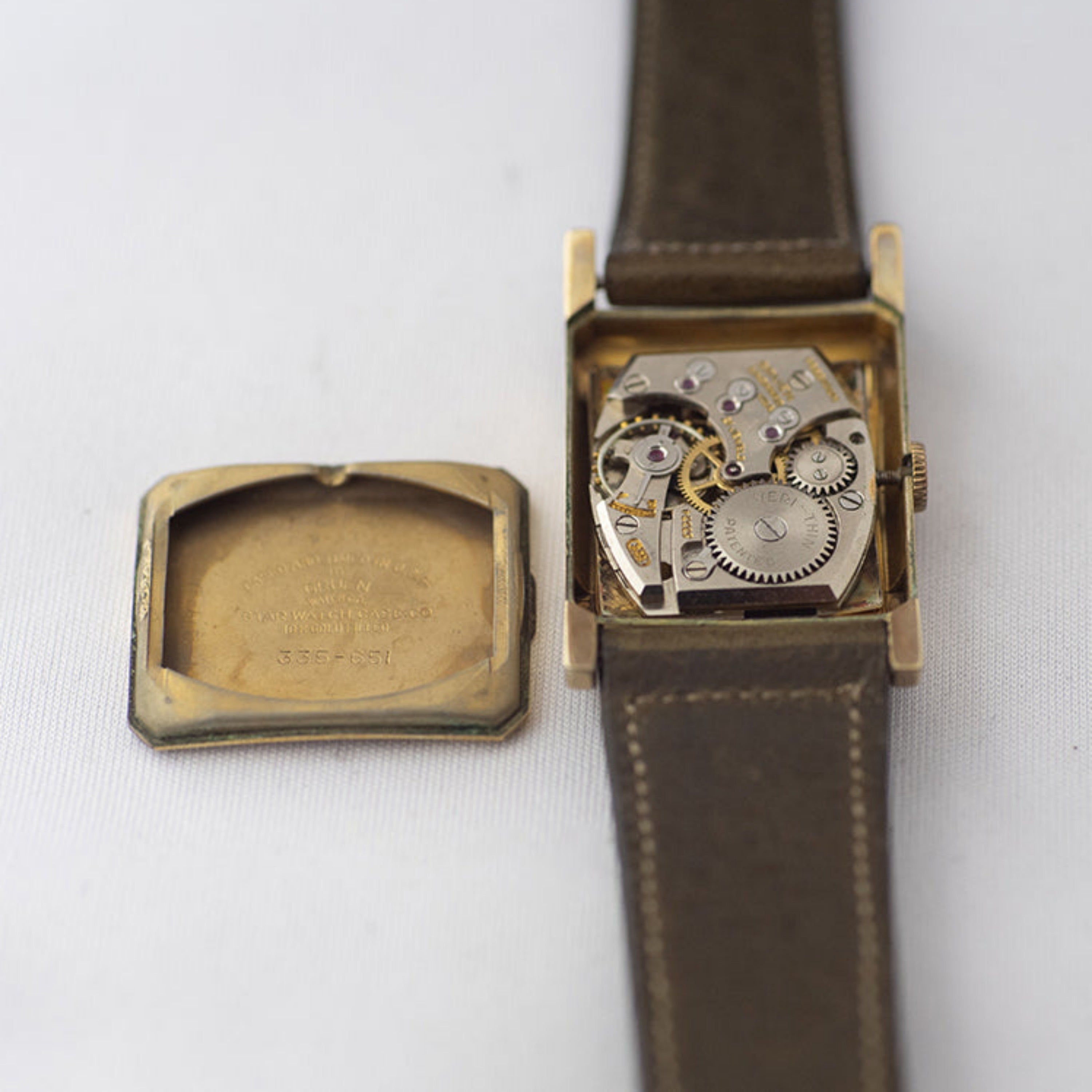 グリュエン 角金 手巻き 1950年代