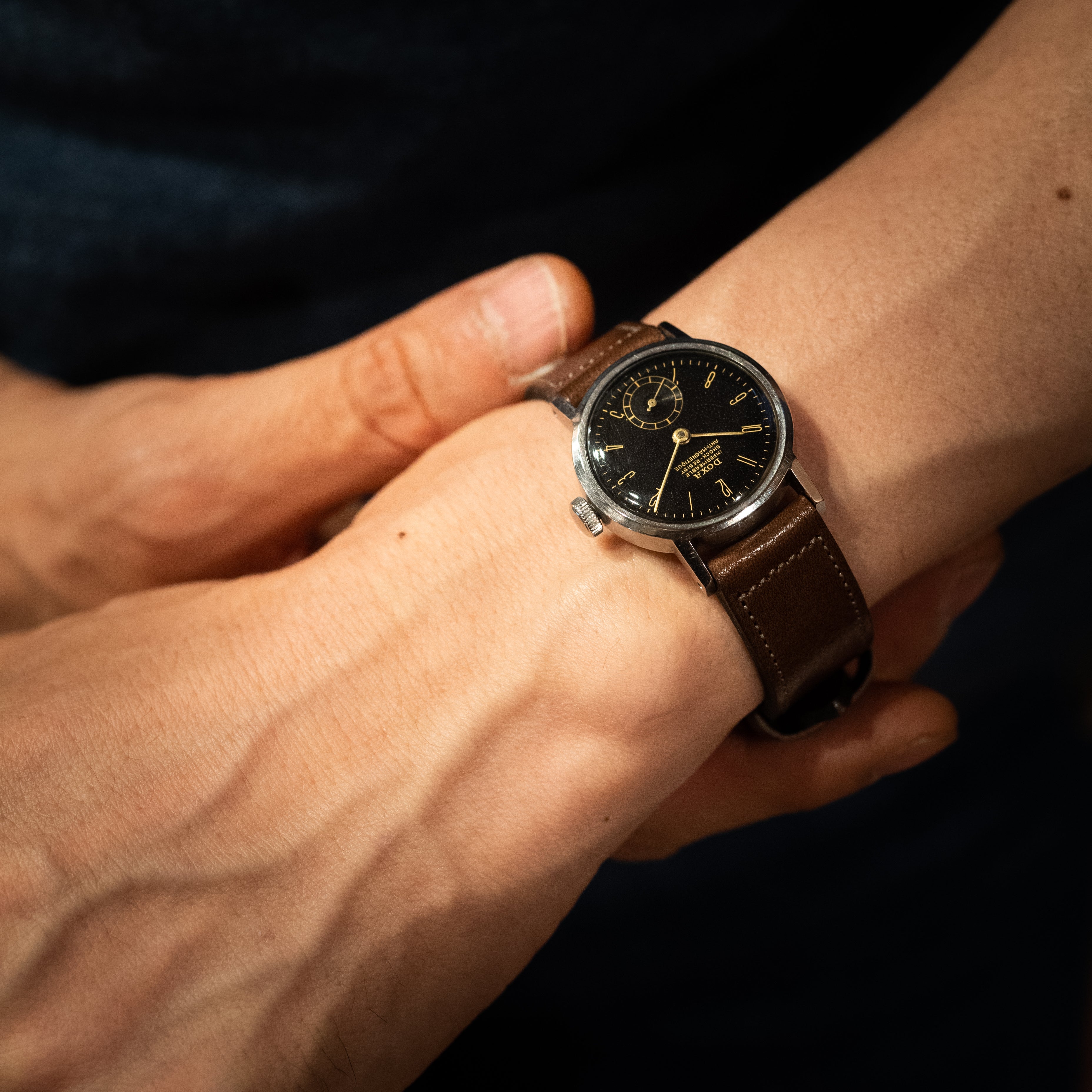 DOXA ドクサ クラムシェル IMPERMEABLE ミラーダイヤル 1940年代