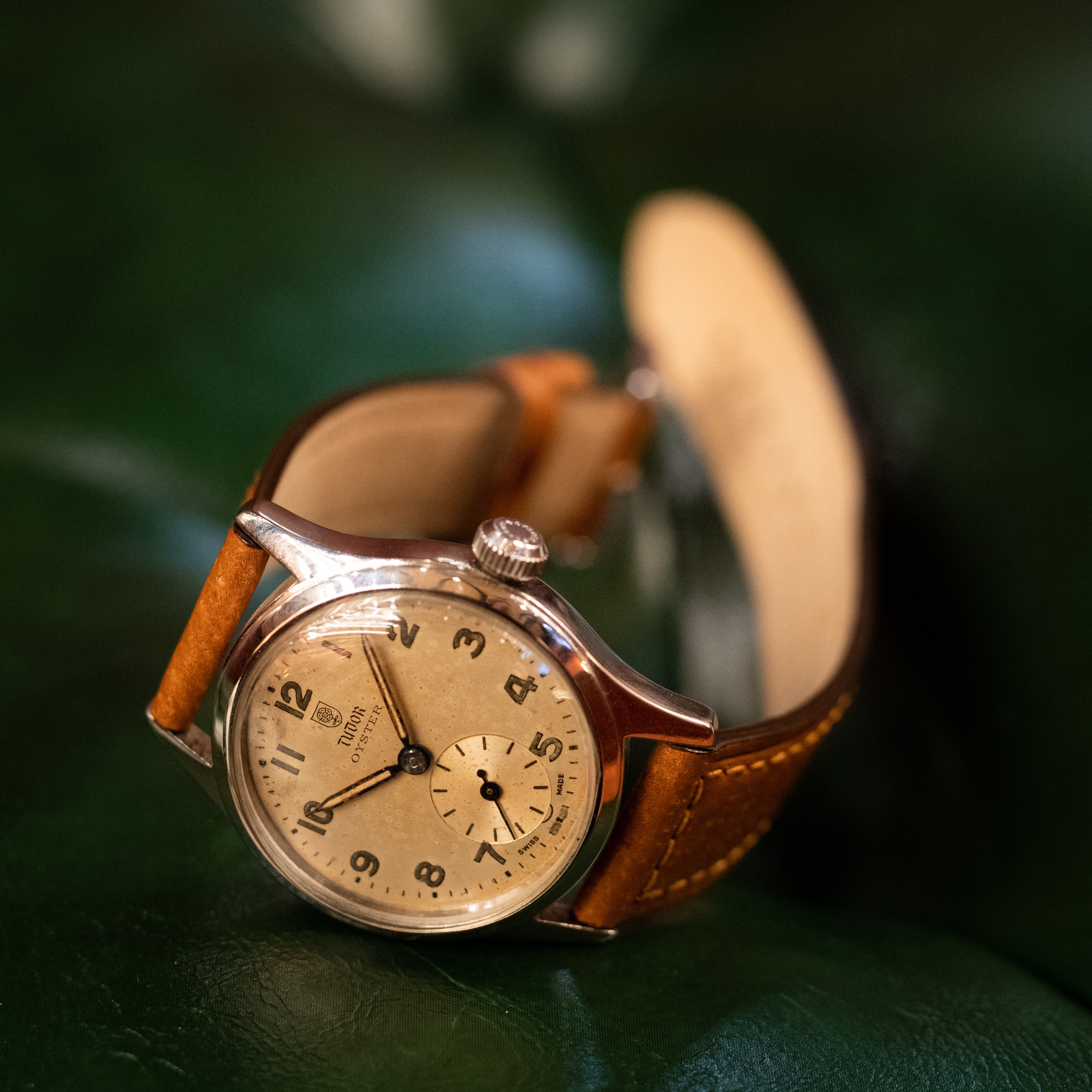 TUDOR 盾薔薇オイスター 1935年製 スモールセコンド