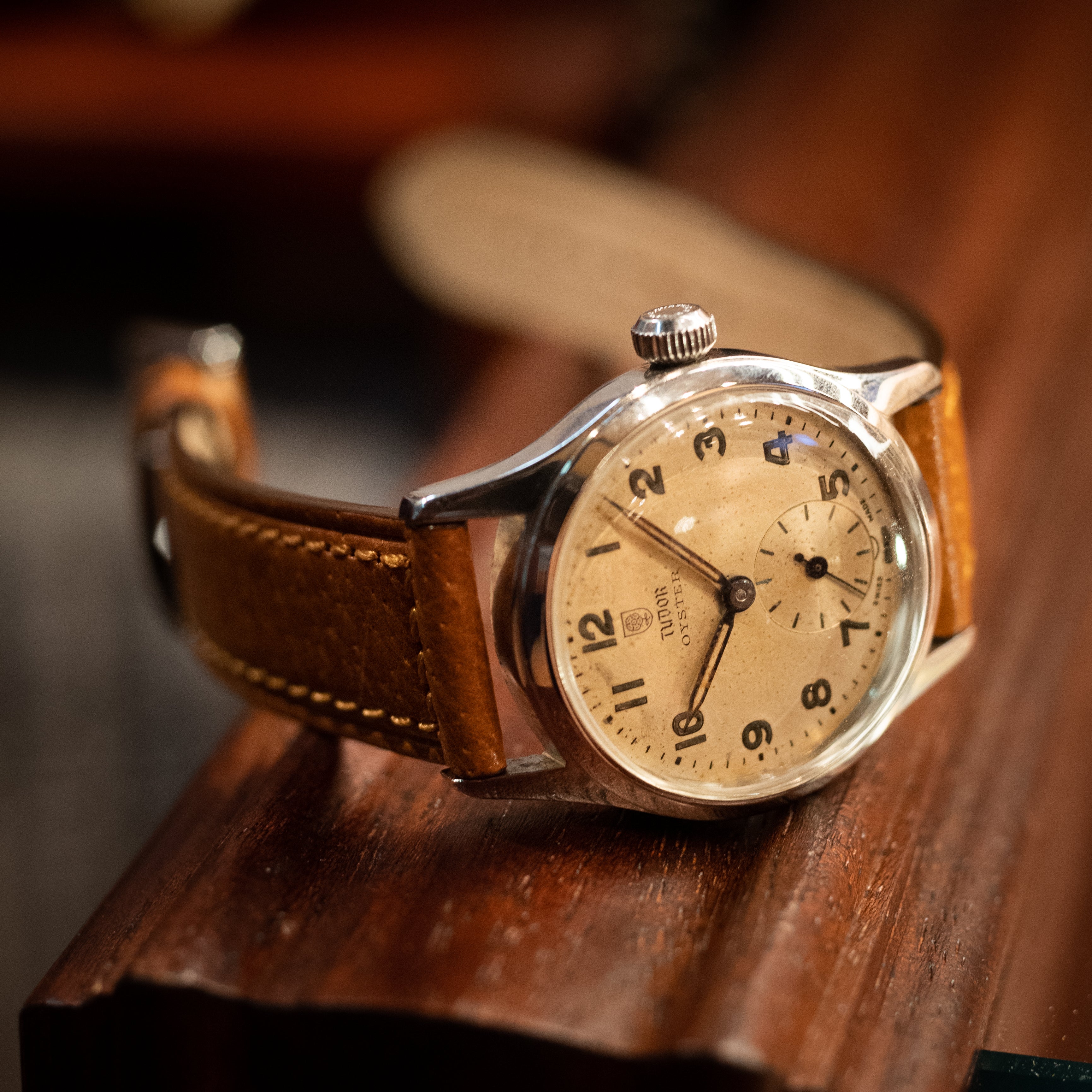 TUDOR 盾薔薇オイスター 1935年製 スモールセコンド