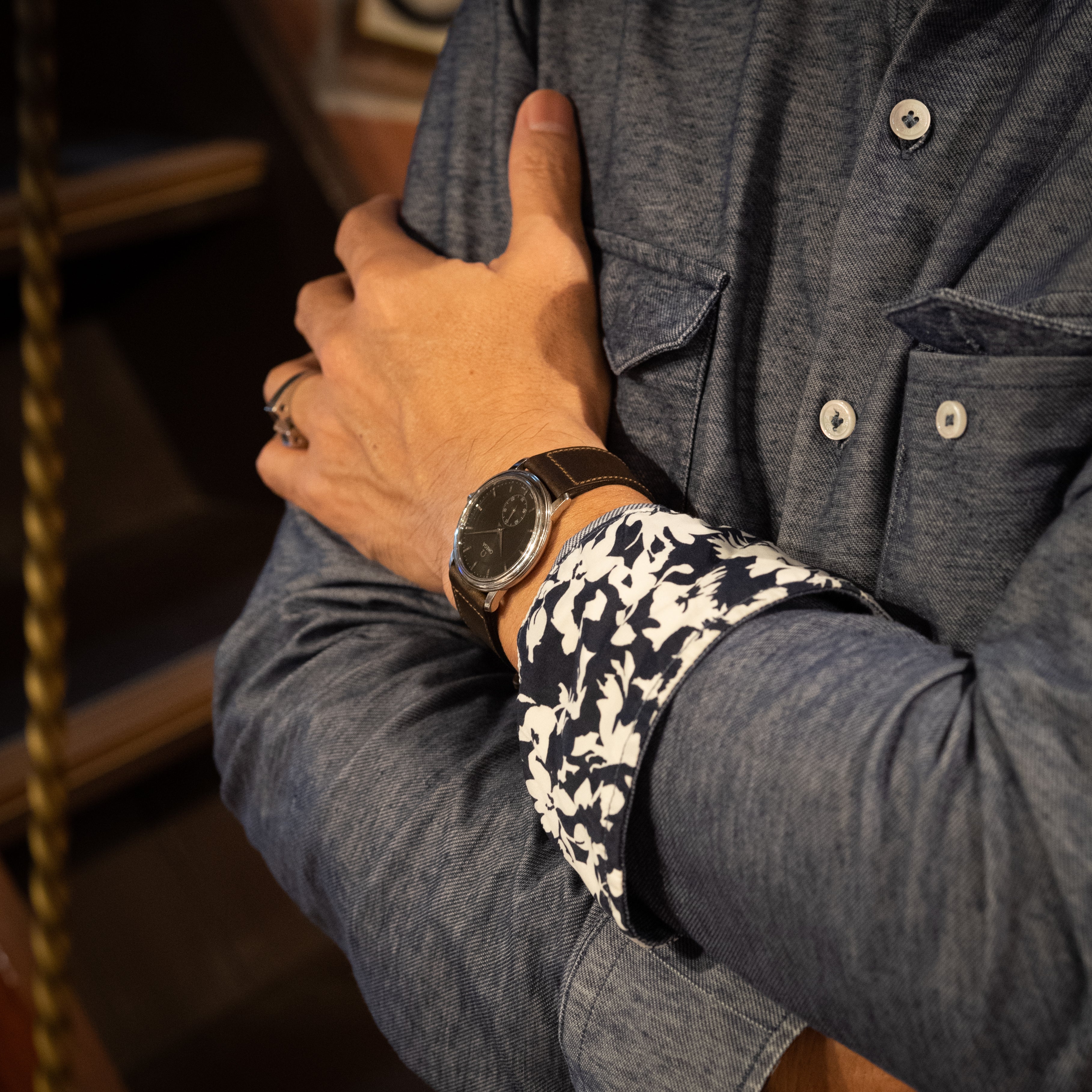 オメガ デ・ヴィル 1993年製 プレステージ 手巻き ブラックダイヤル