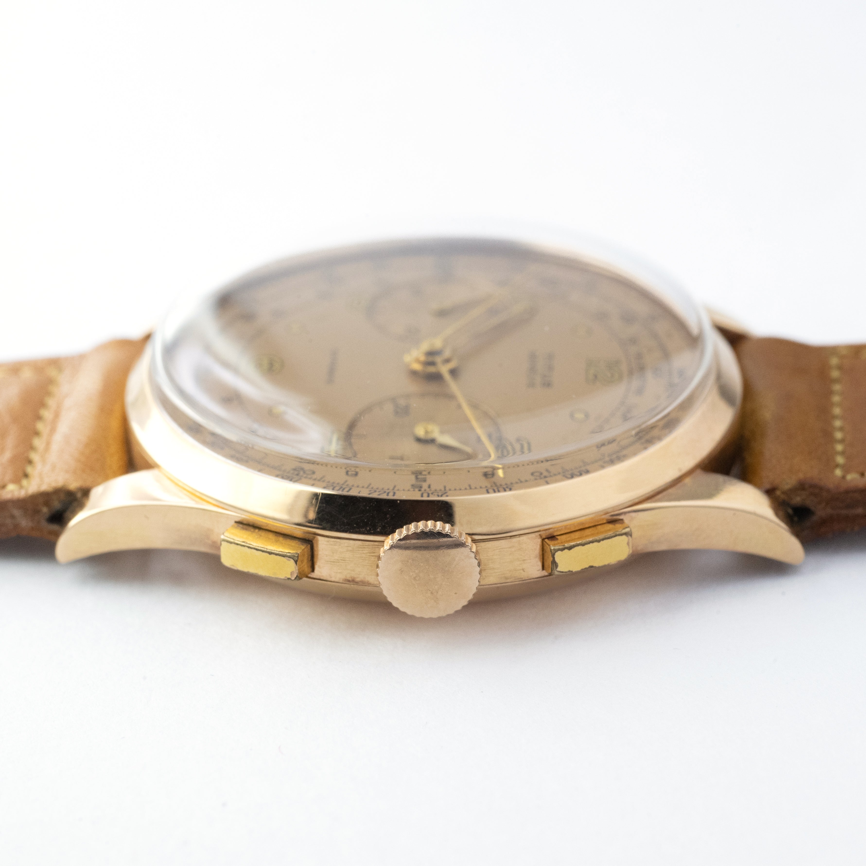 チタス18金無垢ツーレジスタークロノグラフ 1940年代