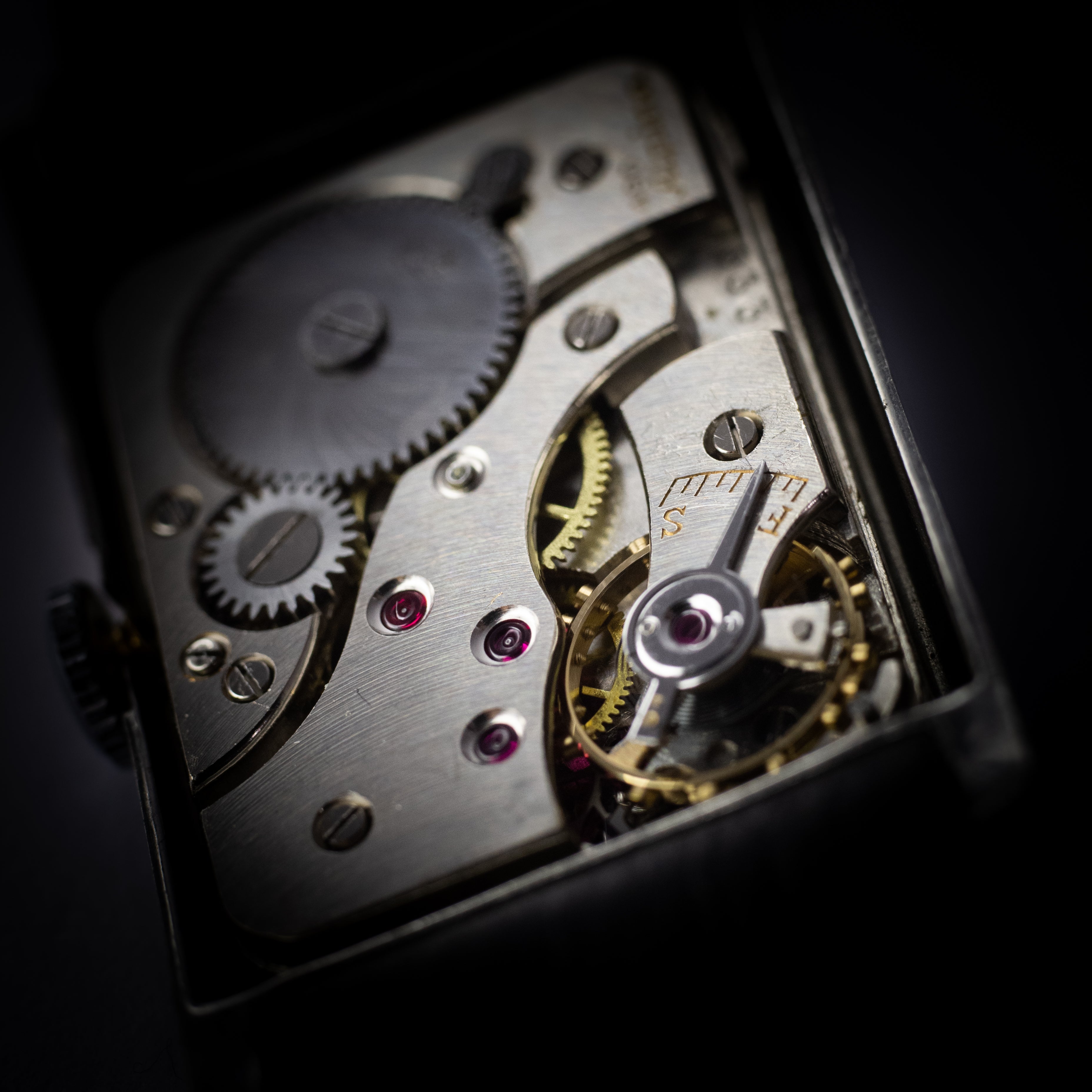 アルピナ レクタンギュラー 手巻き ブラックアラビアダイヤル 1930年代