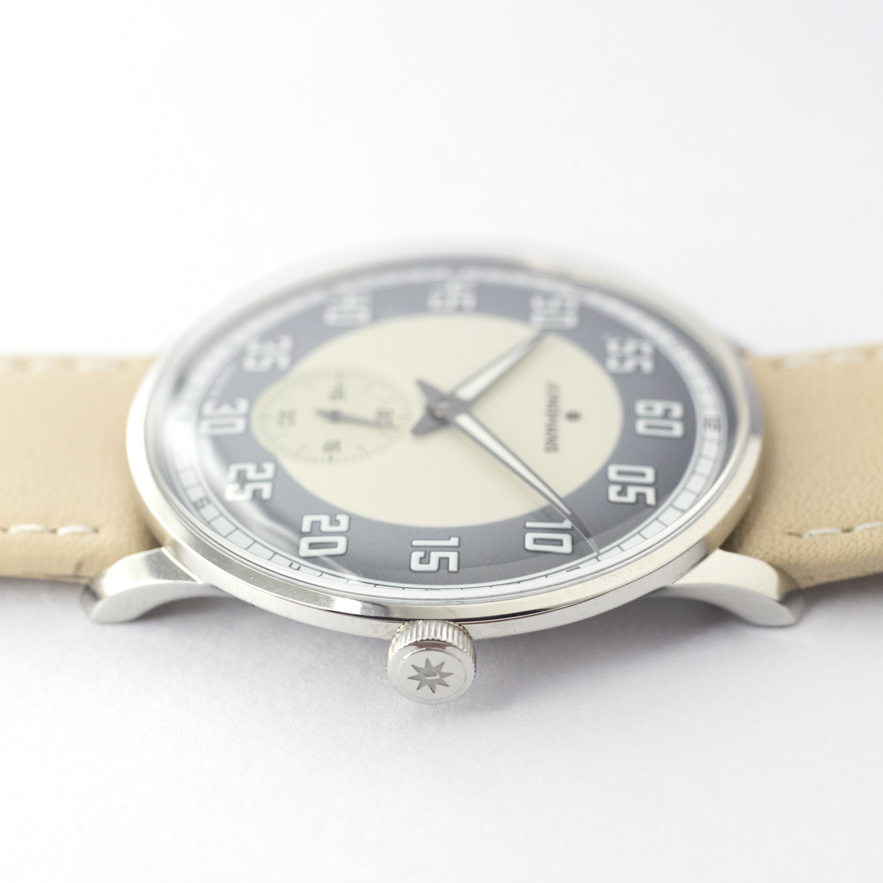 ユンハンス マイスタードライバー ハンドワインド ツートンダイヤル 2000年代 裏スケルトン