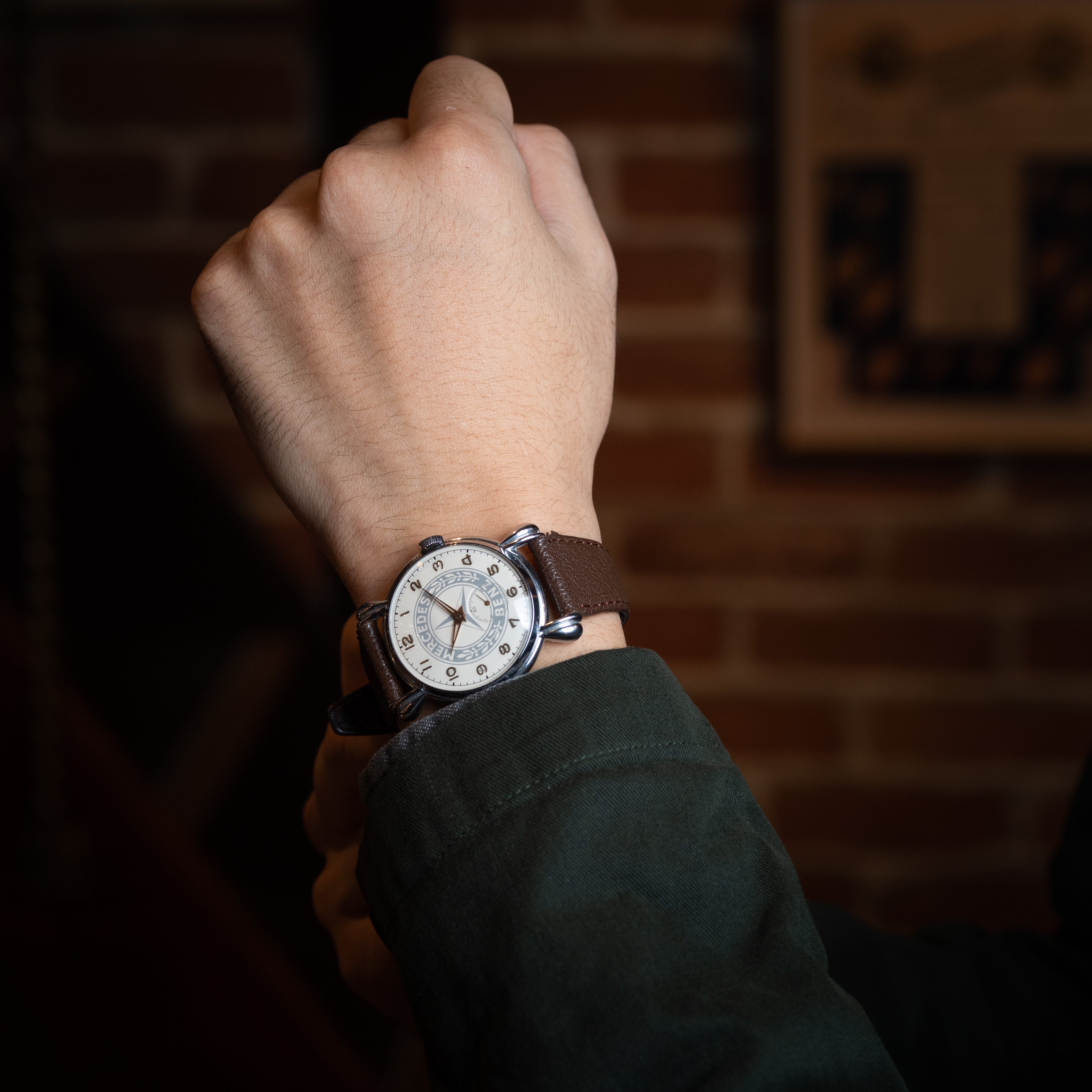 メルセデスベンツノベルティウォッチ 手巻き ラウンド 1960年代 スイス製