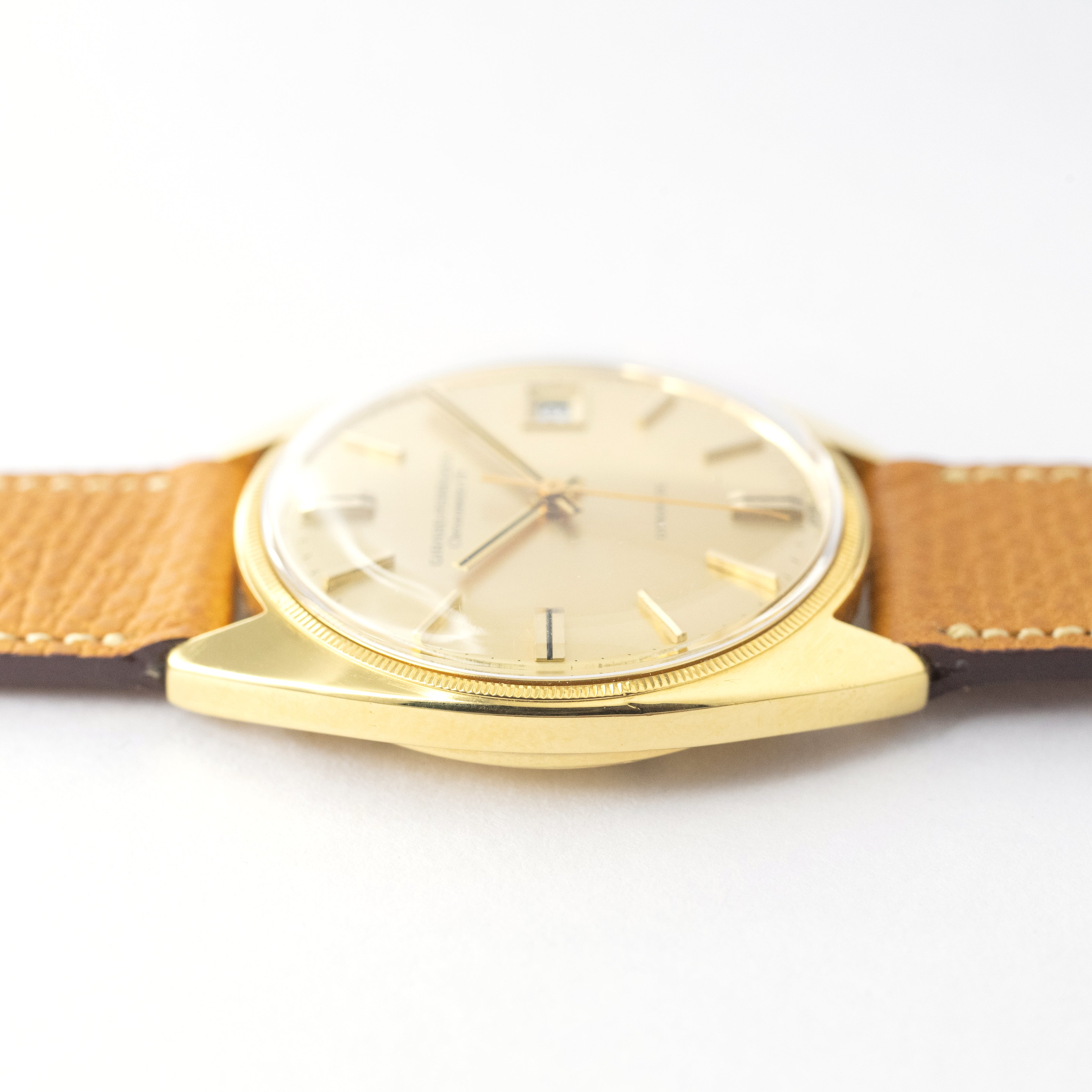 ジラールペルゴ クロノメーターHF 18KYG Cal.32A 10振動36000 1967~69年製