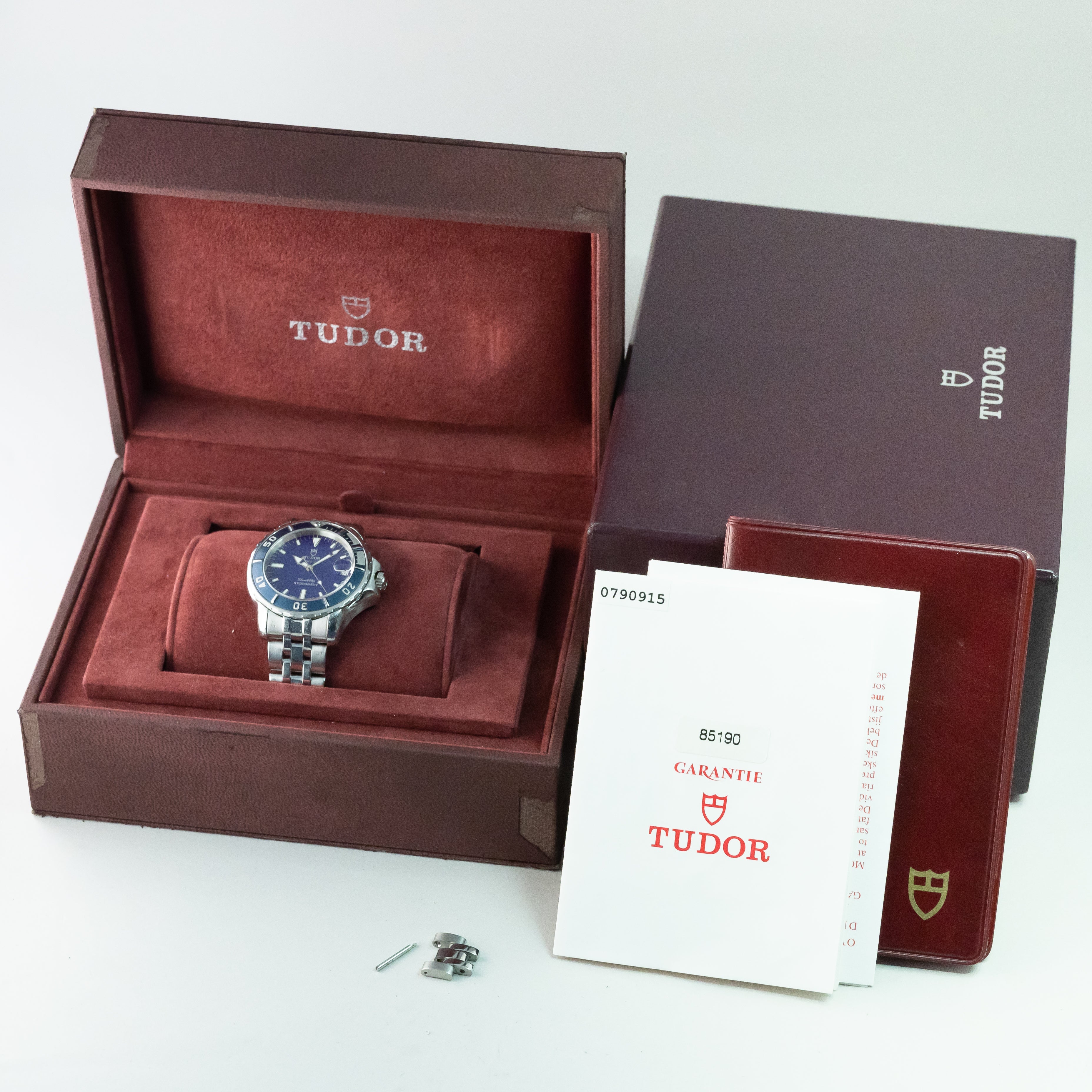 チューダー ハイドロノート ブルーダイヤル 2001年製 箱、ギャランティー付き