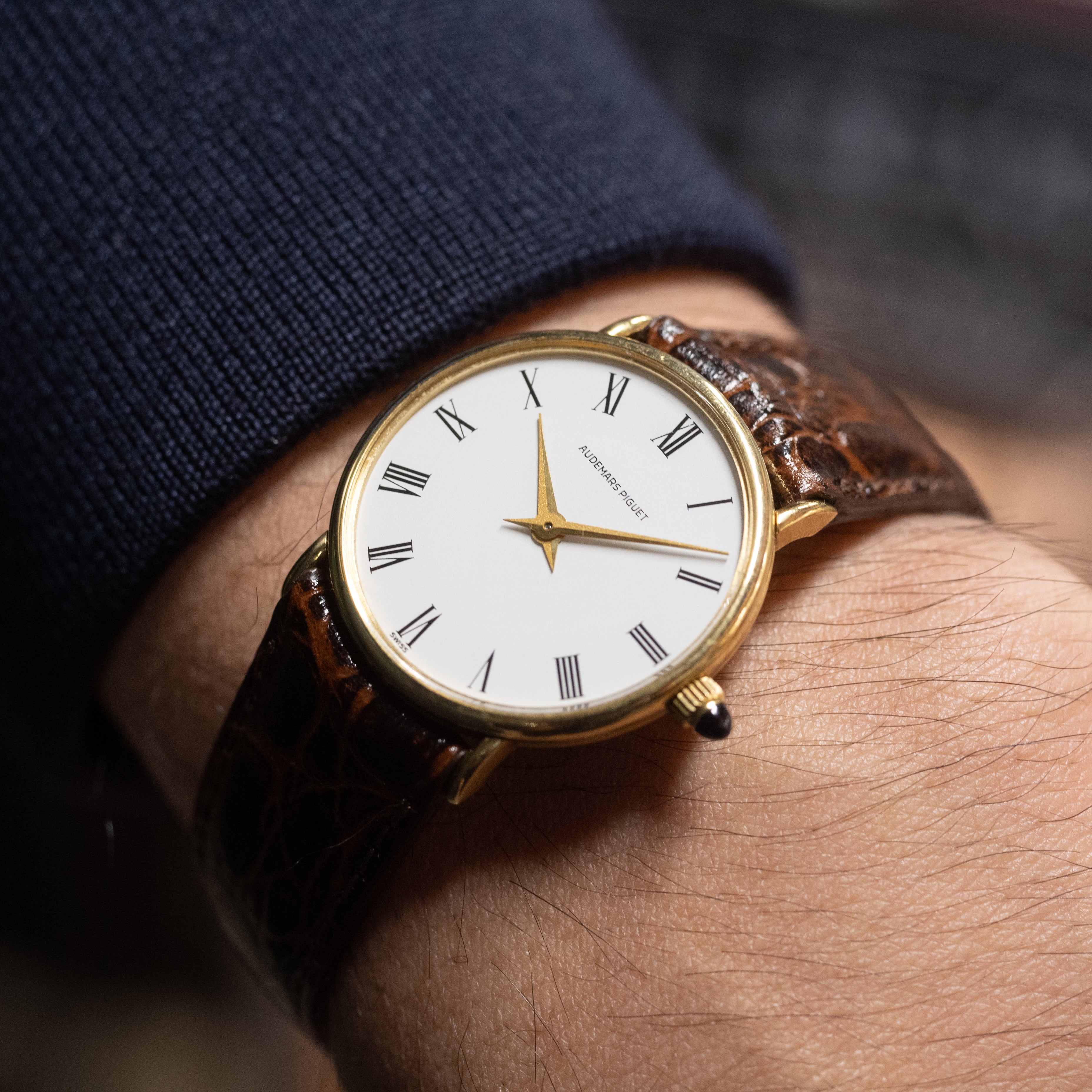 オーデマ・ピゲ 18KYG ラウンドホワイトローマン 1976~79年製 手巻き