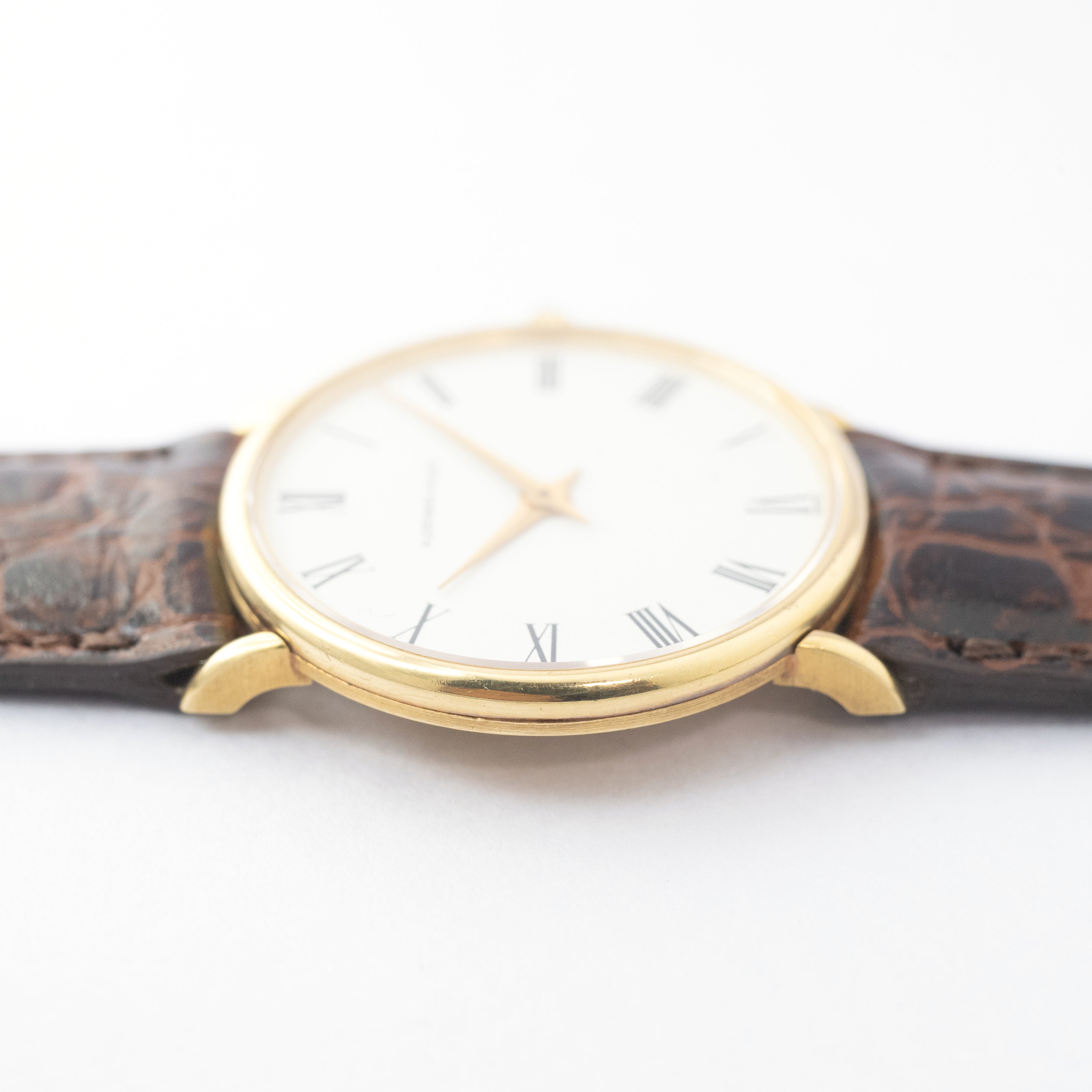 オーデマ・ピゲ 18KYG ラウンドホワイトローマン 1976~79年製 手巻き